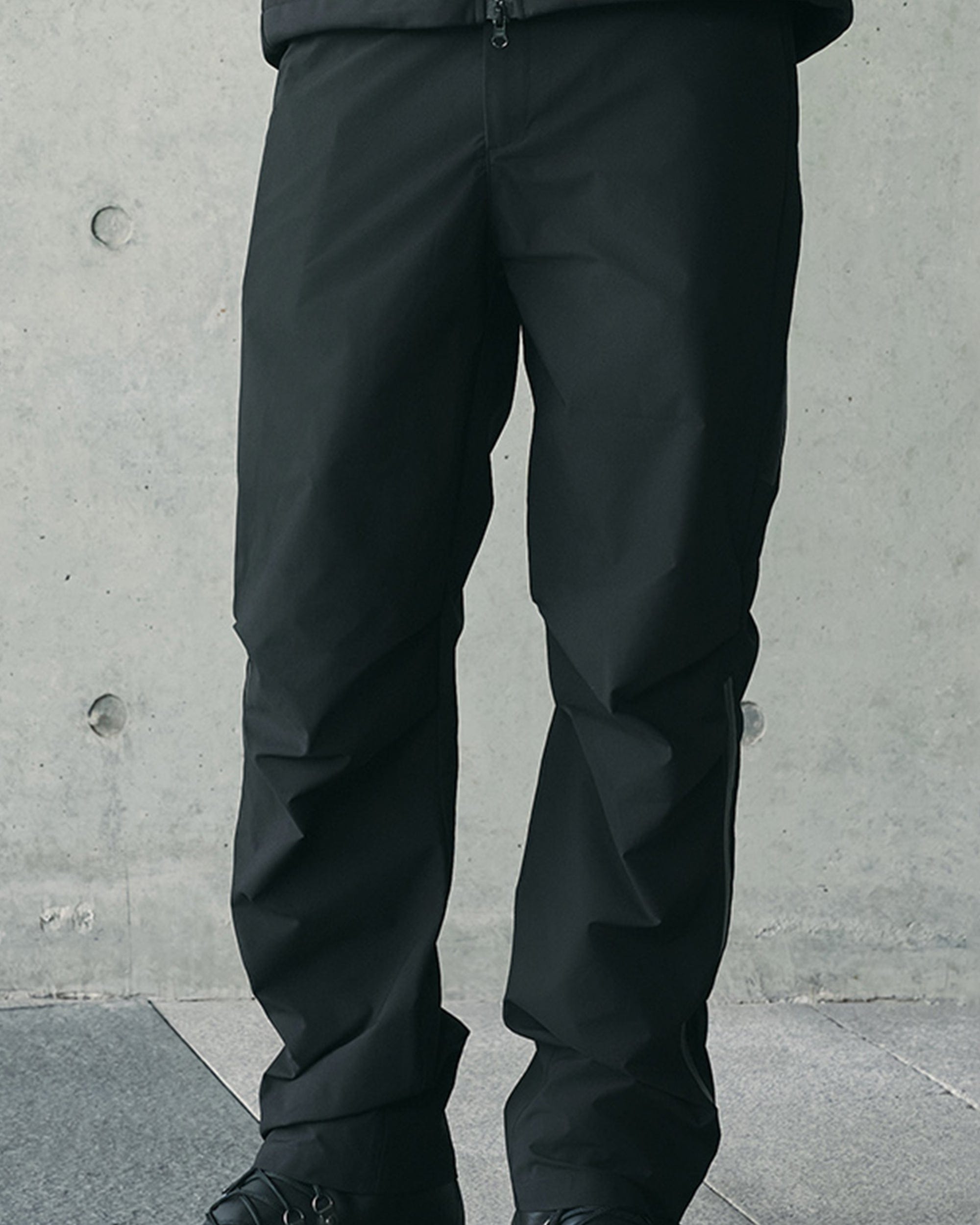 ENSHADOWER Modern Pleated City Pants, premium urban and streetwear designers apparel on PROJECTISR.com, ENSHADOWER