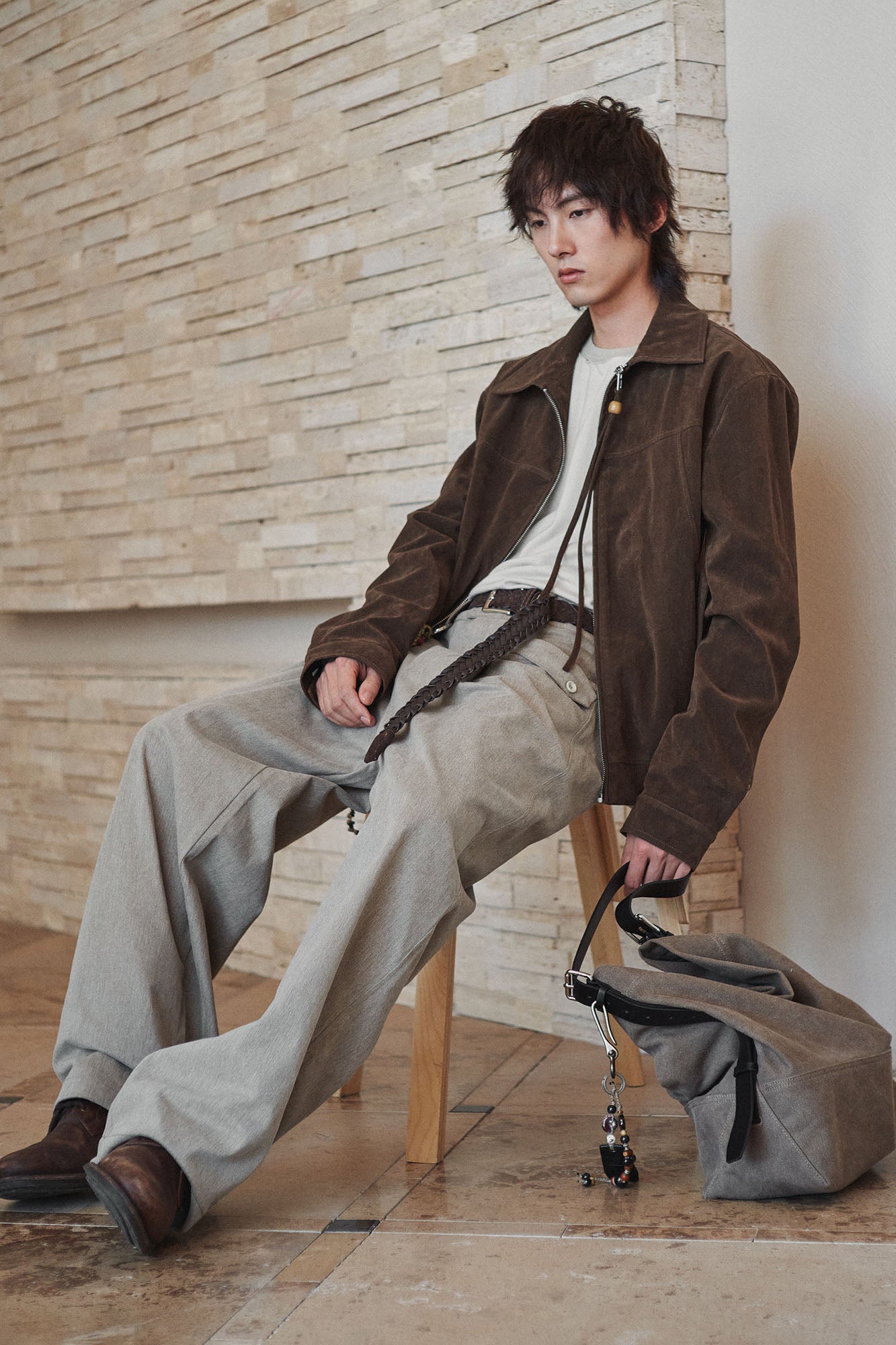 GONGHE REPUB Brushed Pleated Straight-Leg Trousers