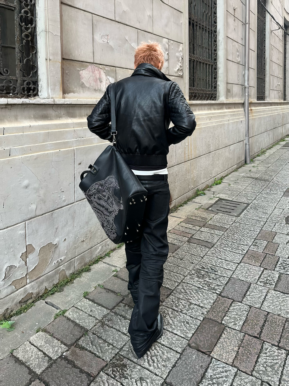 SAXGENWON Studded Washed Pleated Slim Jeans