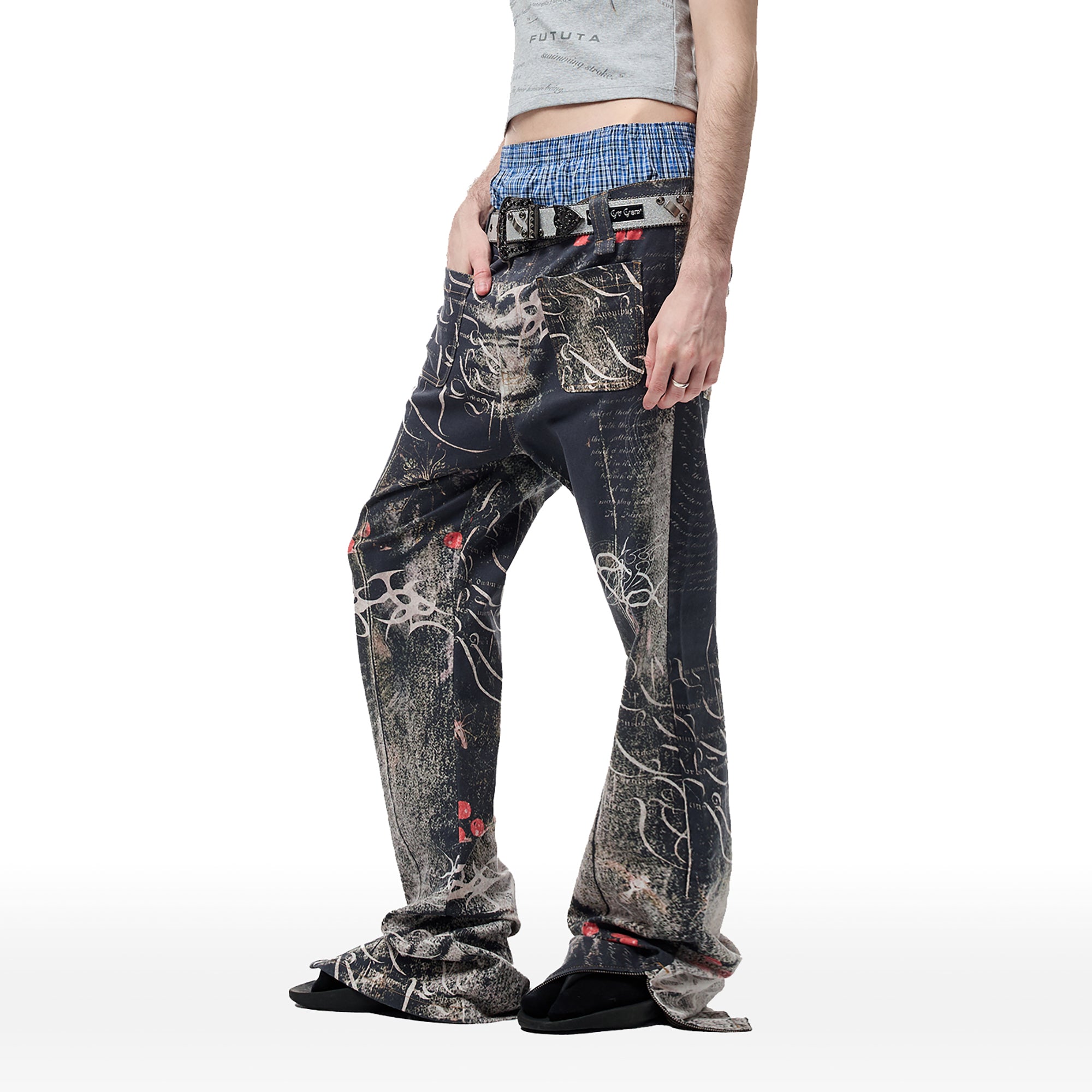 CYCYCY Full-Print Script Flared Jeans