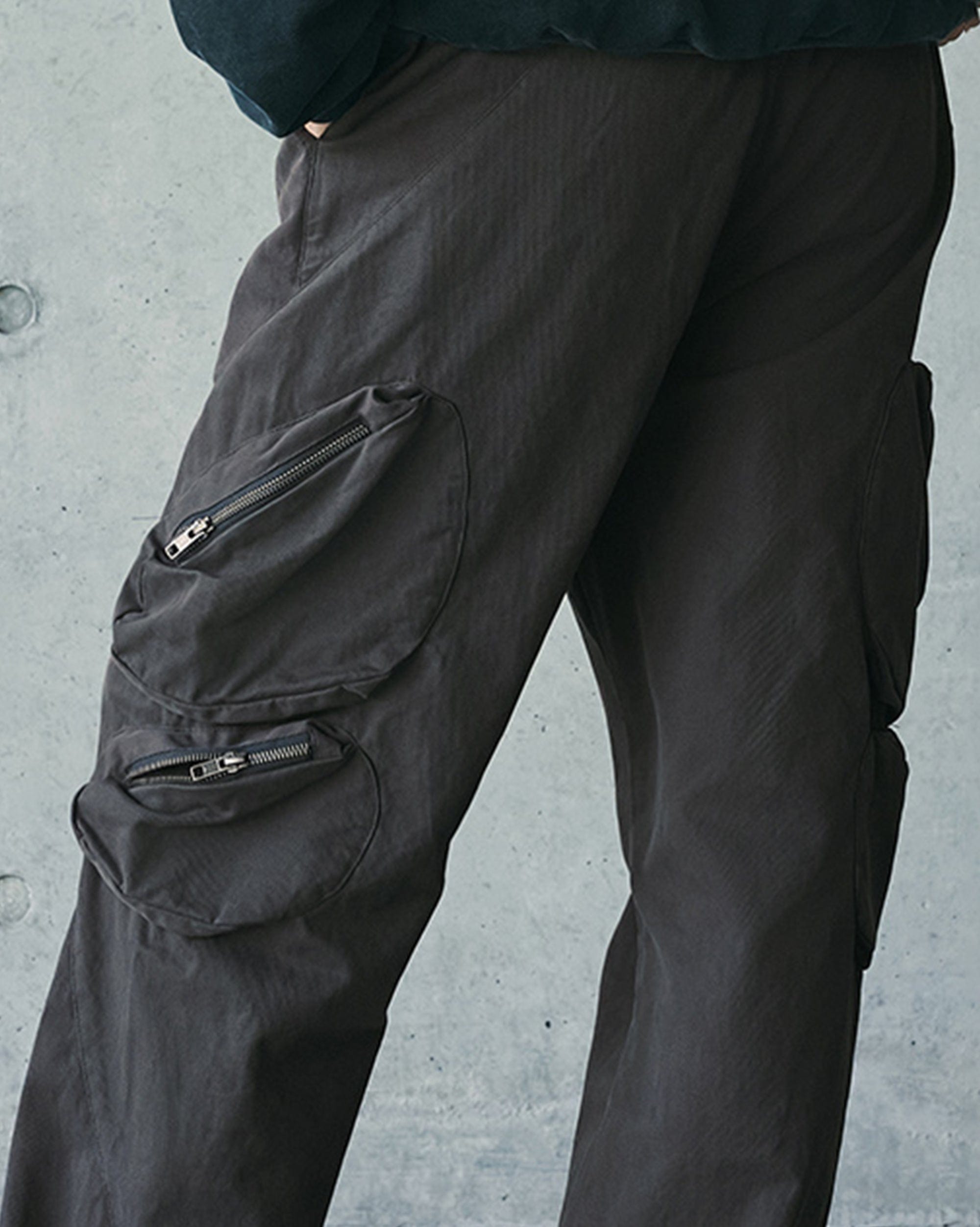 ENSHADOWER Modern Pleated Zipper Tactical Cargo, premium urban and streetwear designers apparel on PROJECTISR.com, ENSHADOWER