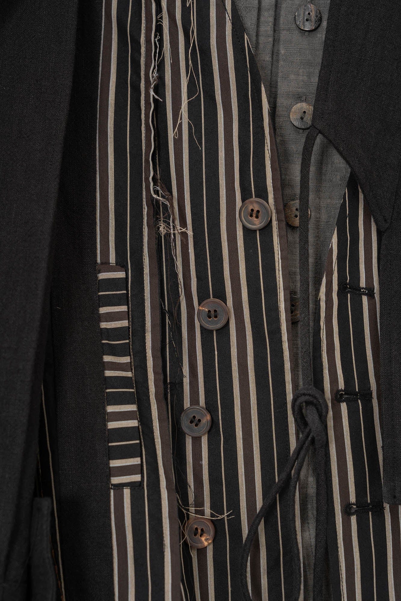 MOITIEDEPETALE Striped Layered Stitched Daoist Robe