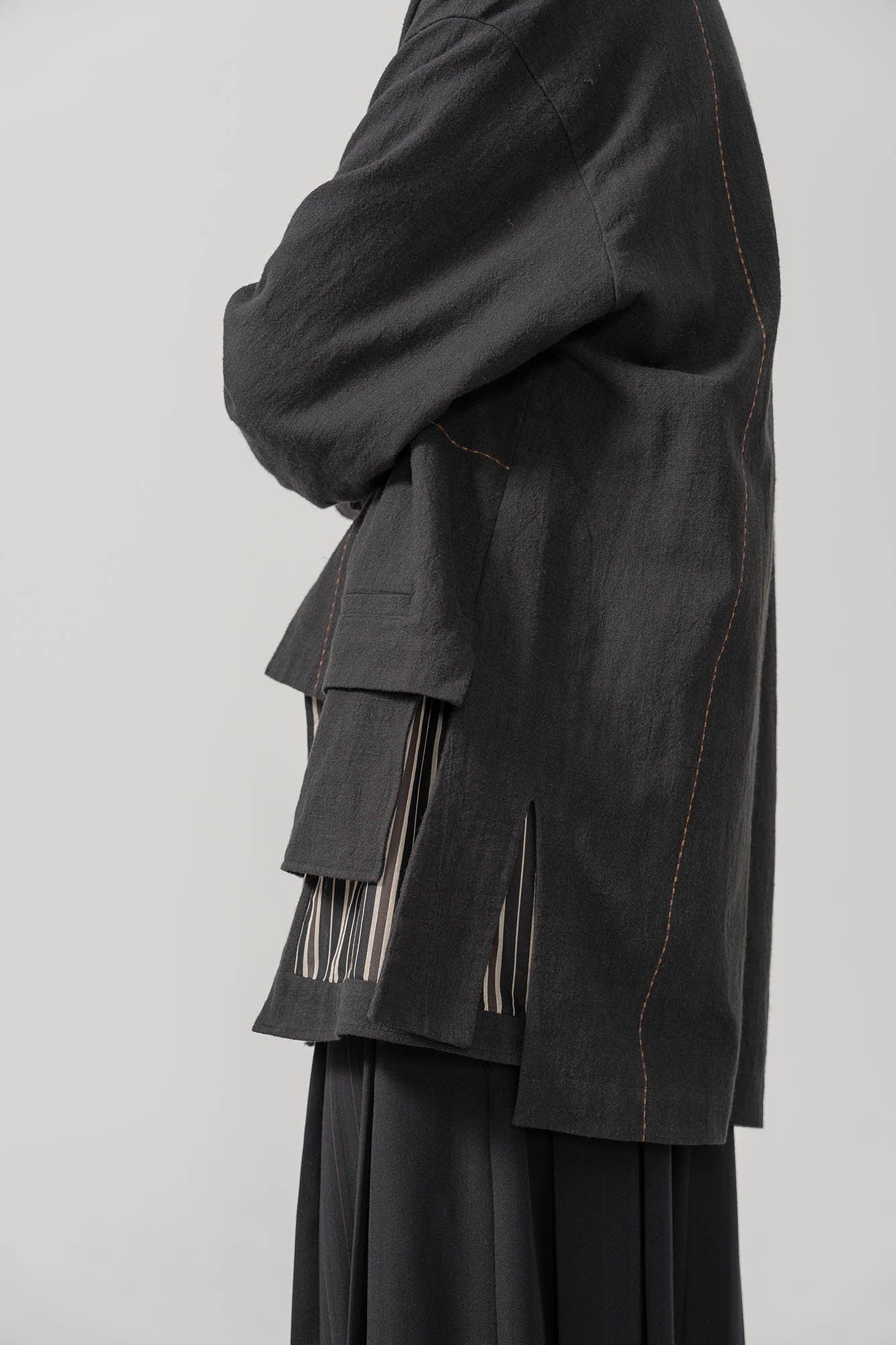MOITIEDEPETALE Striped Layered Stitched Daoist Robe