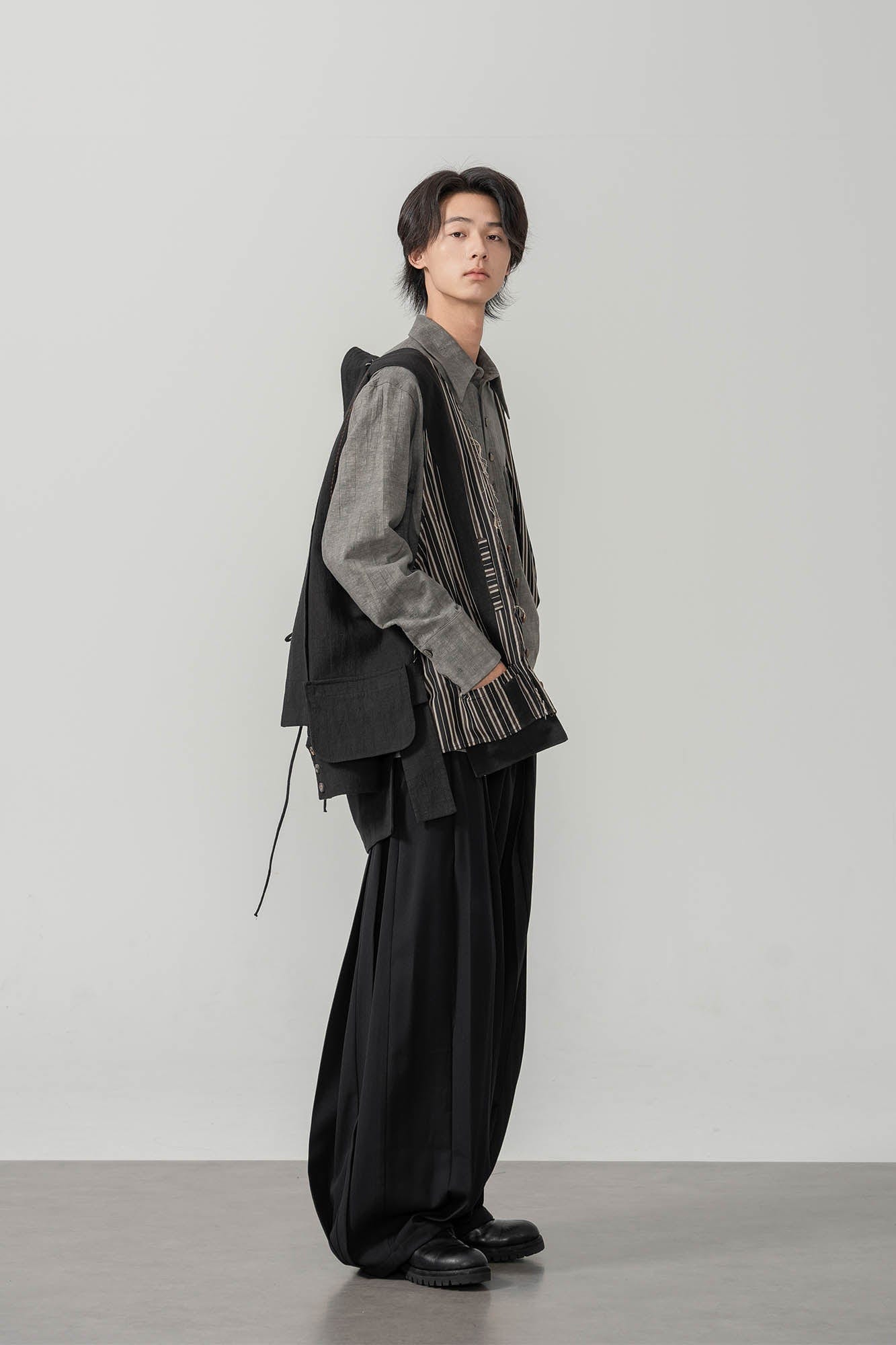 MOITIEDEPETALE Striped Layered Stitched Daoist Robe