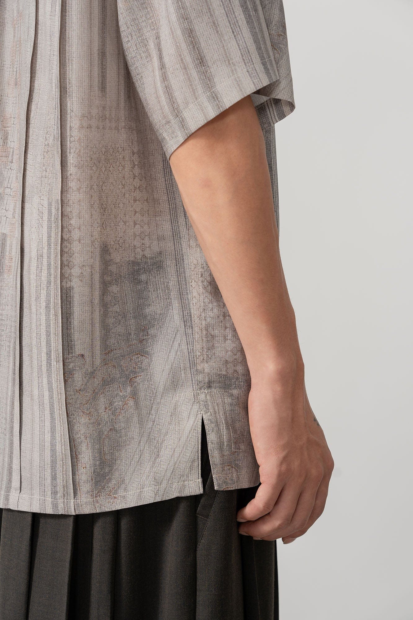 MOITIEDEPETALE Striped Pocket Linen-Blend Half Shirt, premium urban and streetwear designers apparel on PROJECTISR.com, MOITIEDEPETALE