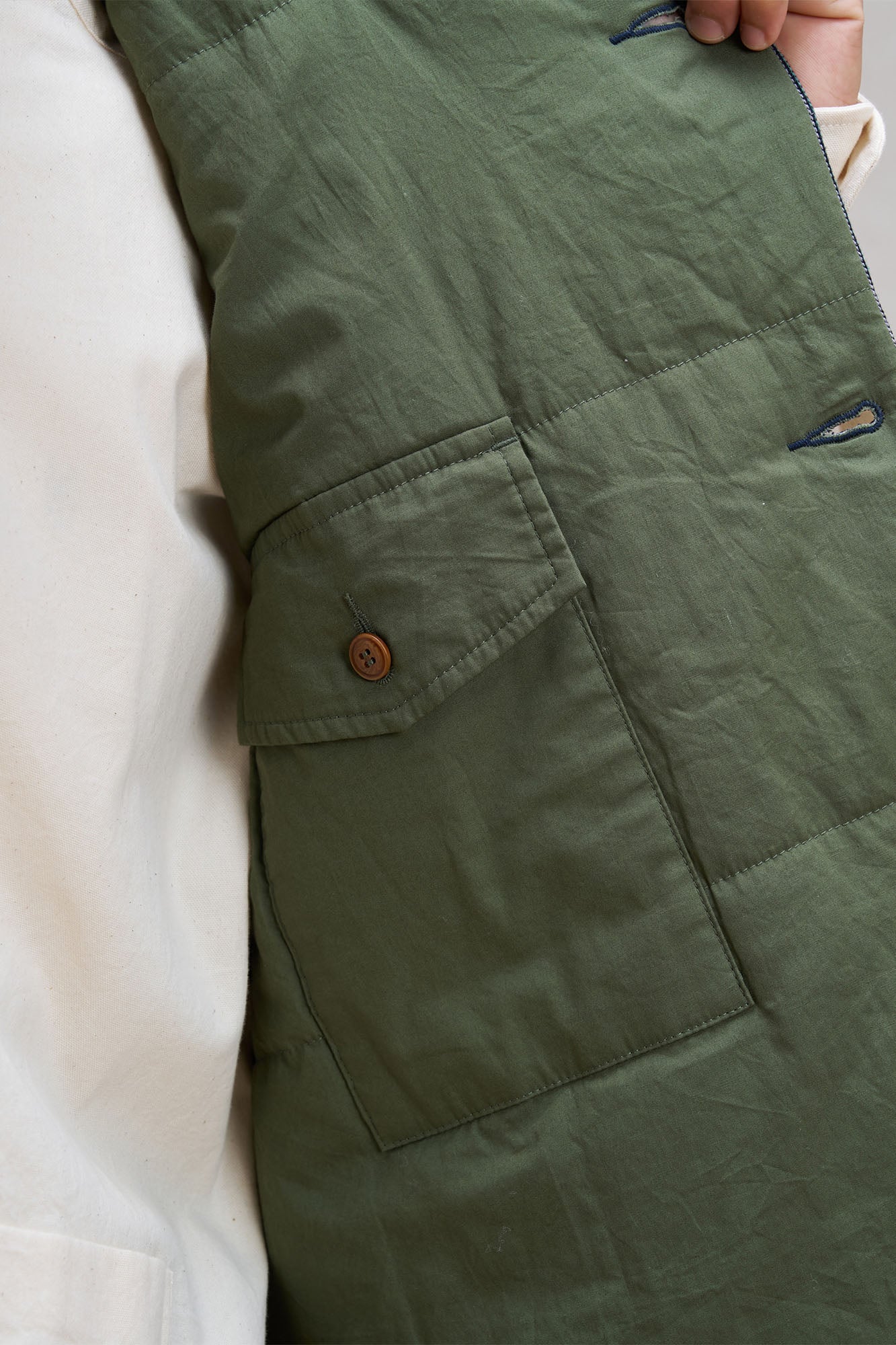 UNLIMITED MOTE Stripe Stand-Collar Padded Vest