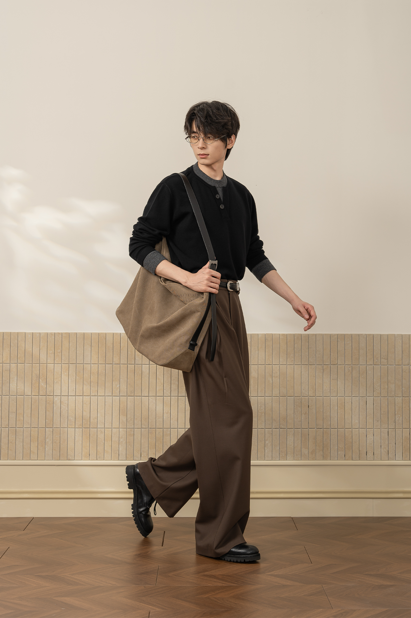 MOITIEDEPETALE Wool-Blended Pleats Trousers
