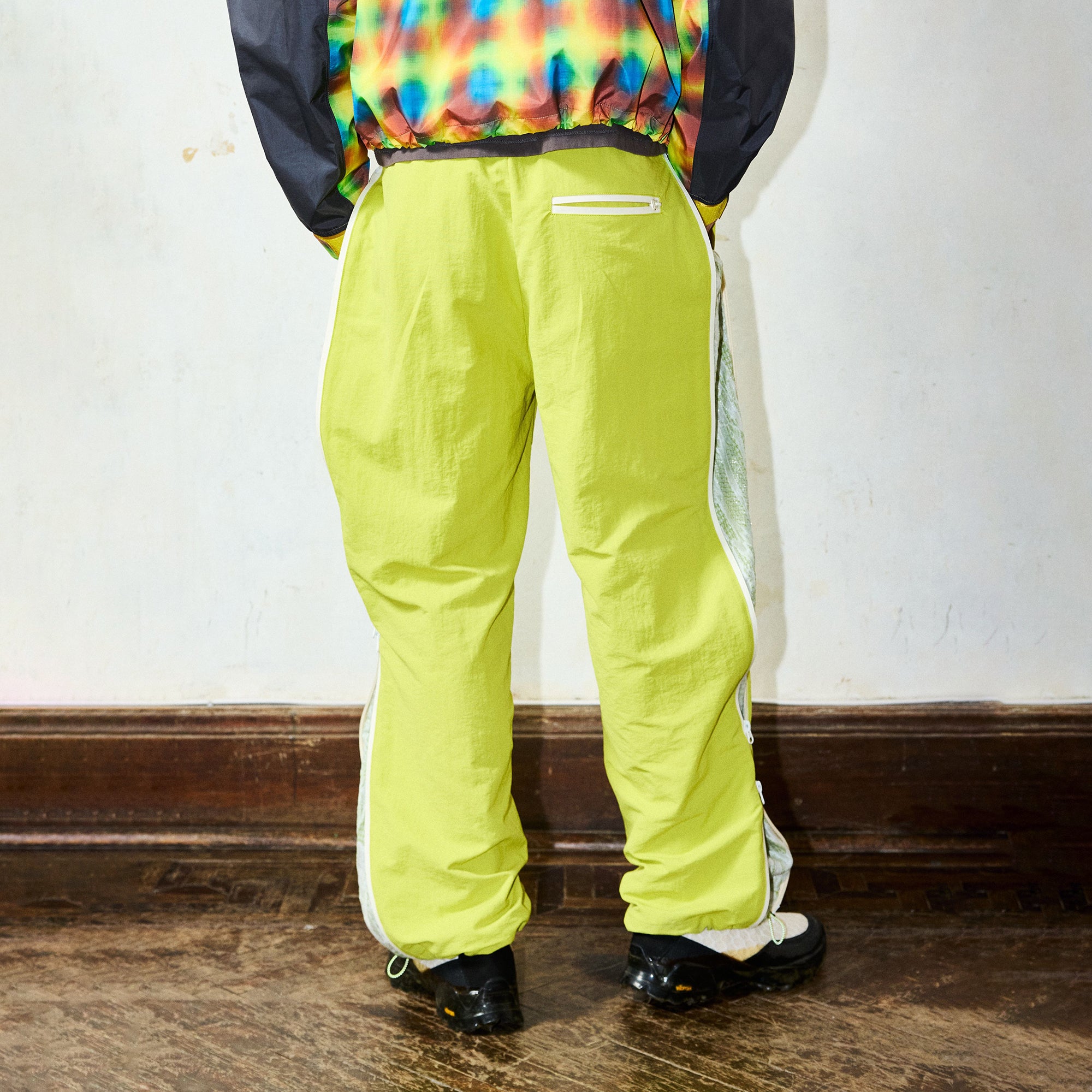 YANLI Fluorescent Mesh Waterproof Track Pants
