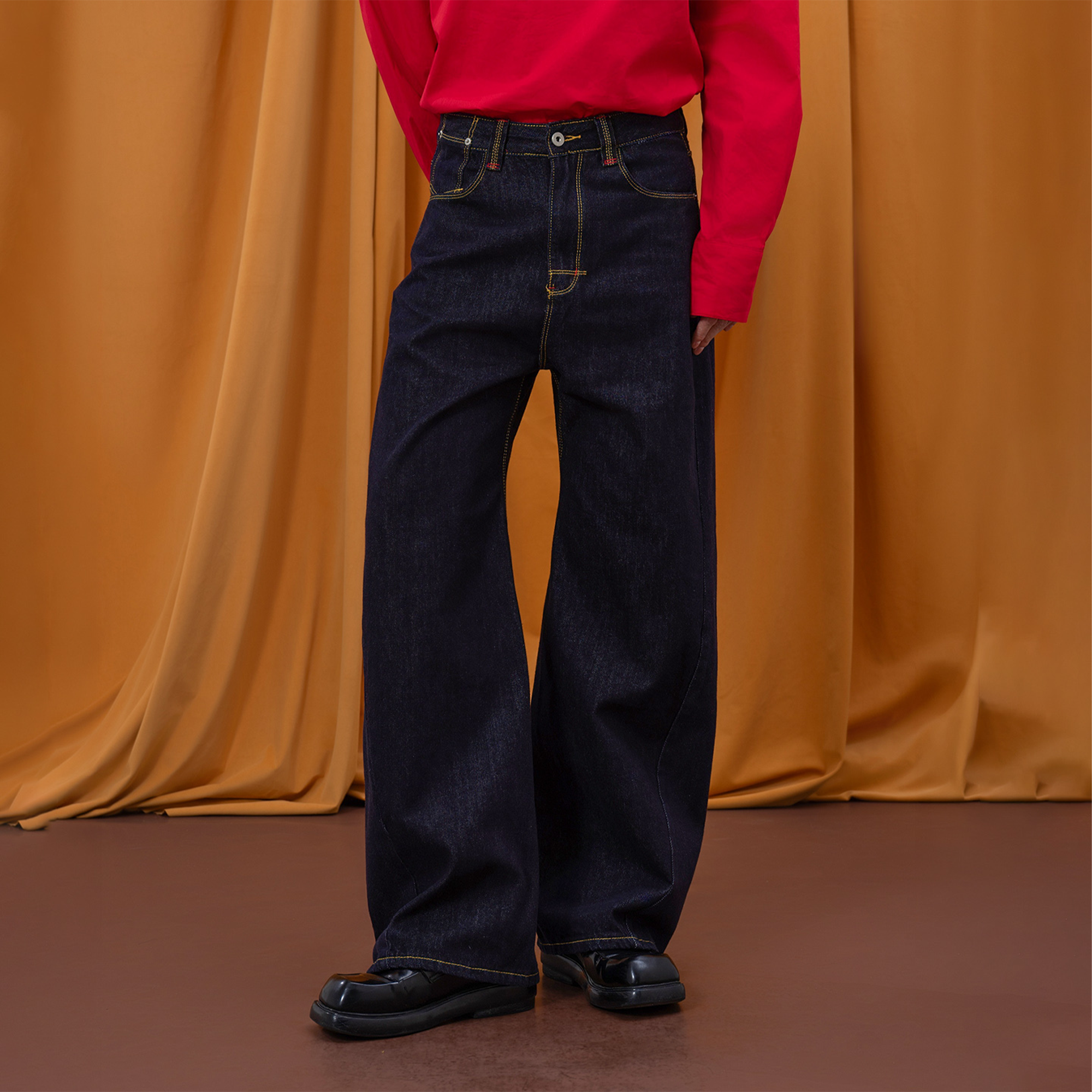 CLP Retro Wide-Leg Contrast-Stitch Jeans