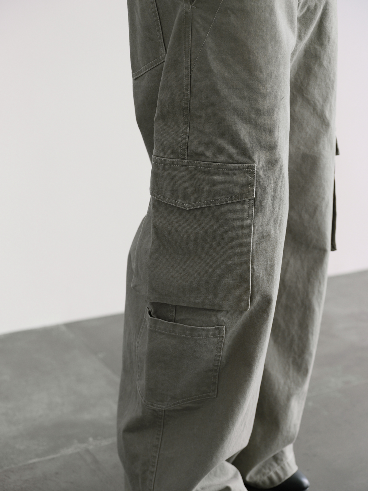 ORGANIC EMOTION Multi-Pocket Washed Retro Cargo Pants