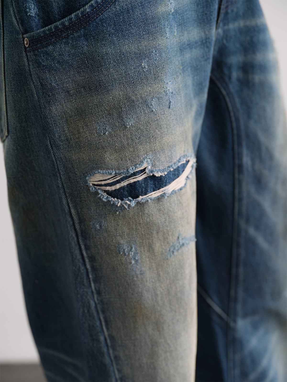 ORGANIC EMOTION Distressed Washed Patchwork Jeans
