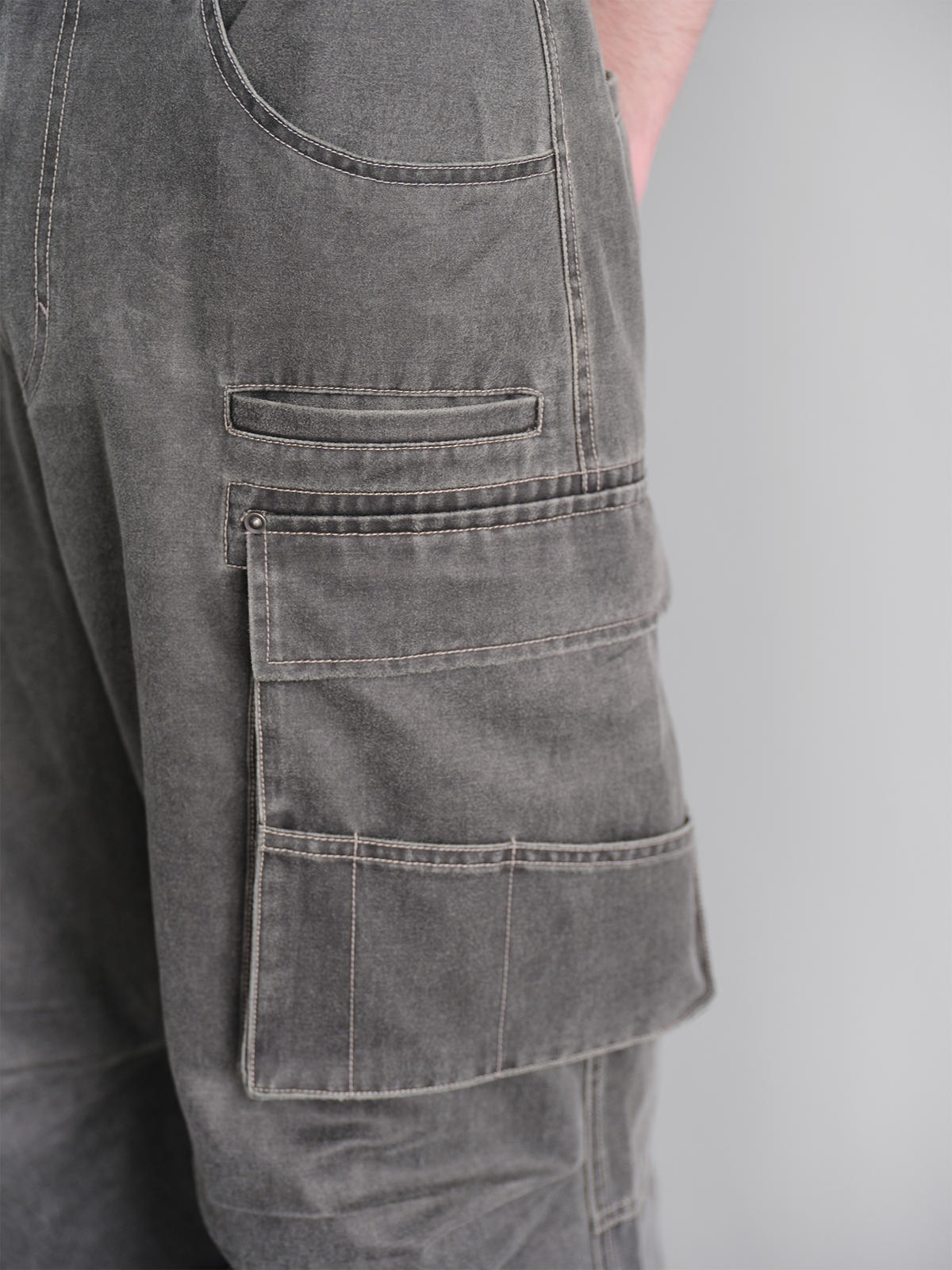ORGANIC EMOTION Washed Pleated Multi-Pocket Cargo Pants