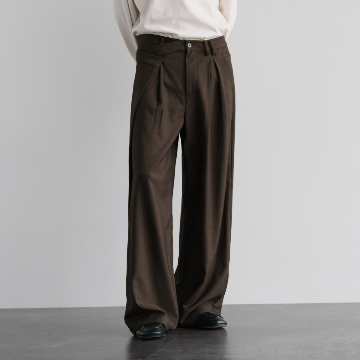 ORGANIC EMOTION Deconstructed Asymmetrical Pleated Trousers