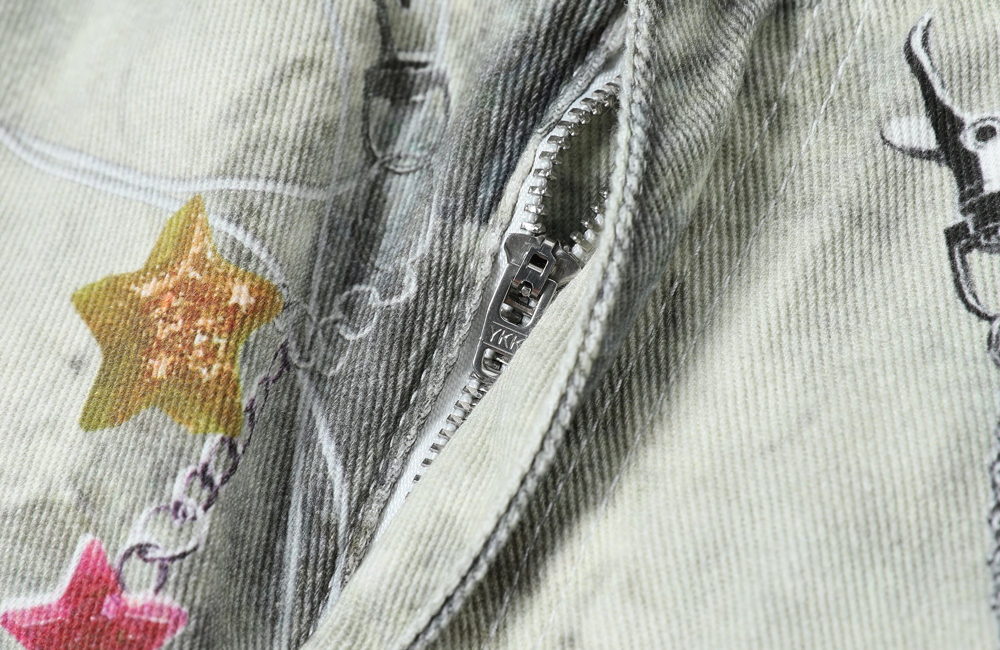 TGNS Distressed Chain Graphic Oversized Jorts