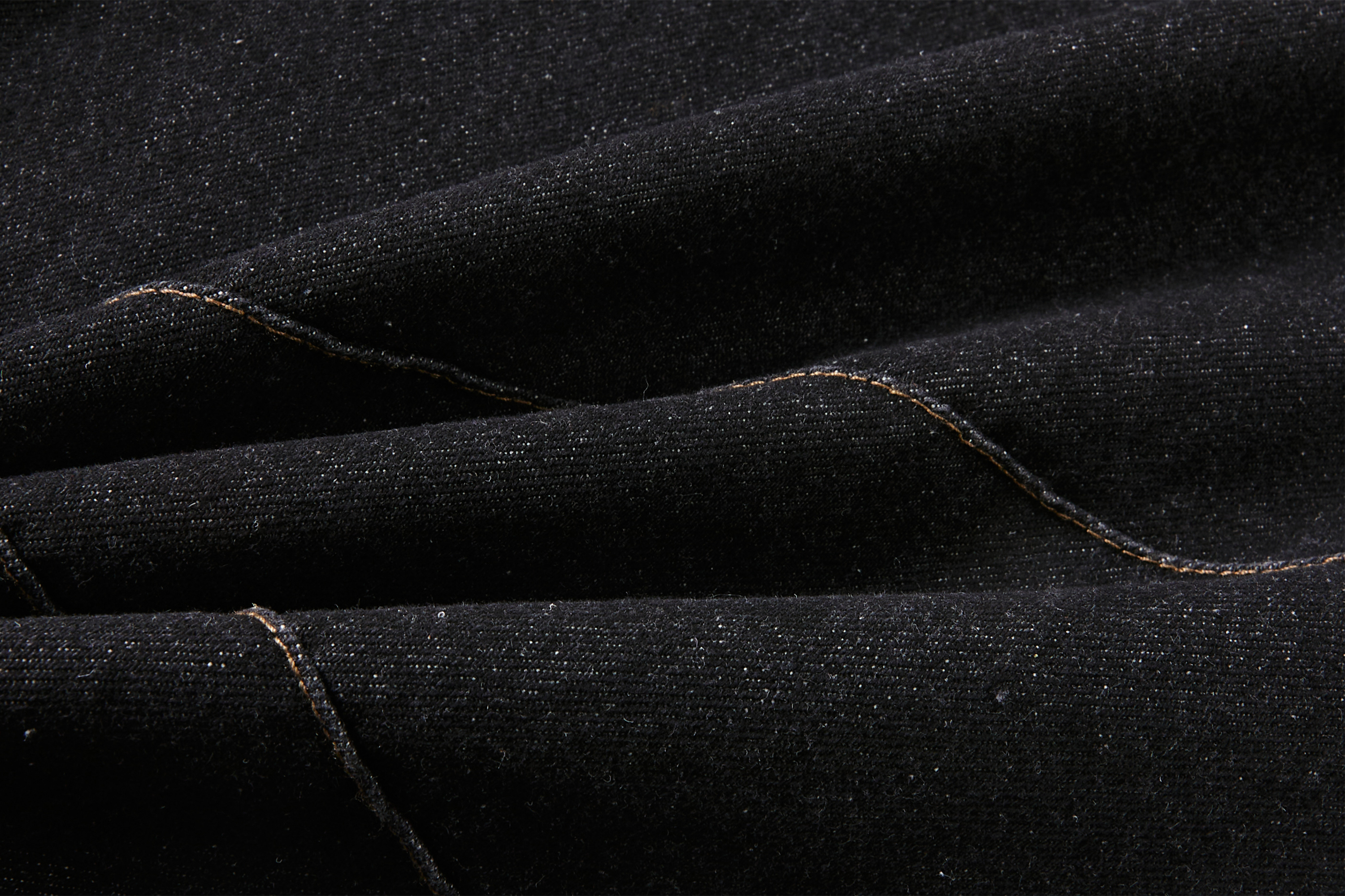 PASET Wide-Leg Raw Denim Curved Jeans