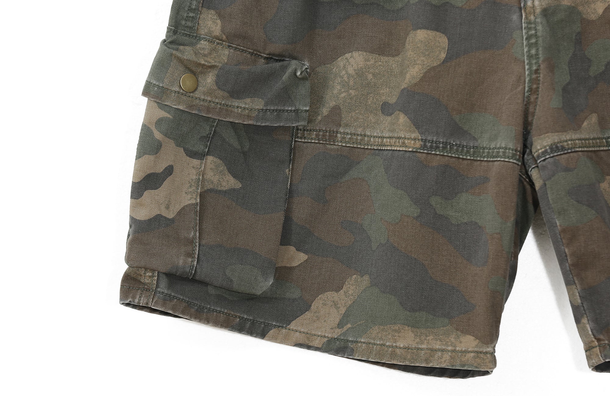 UNTILWERICH Washed Camo Cargo Shorts