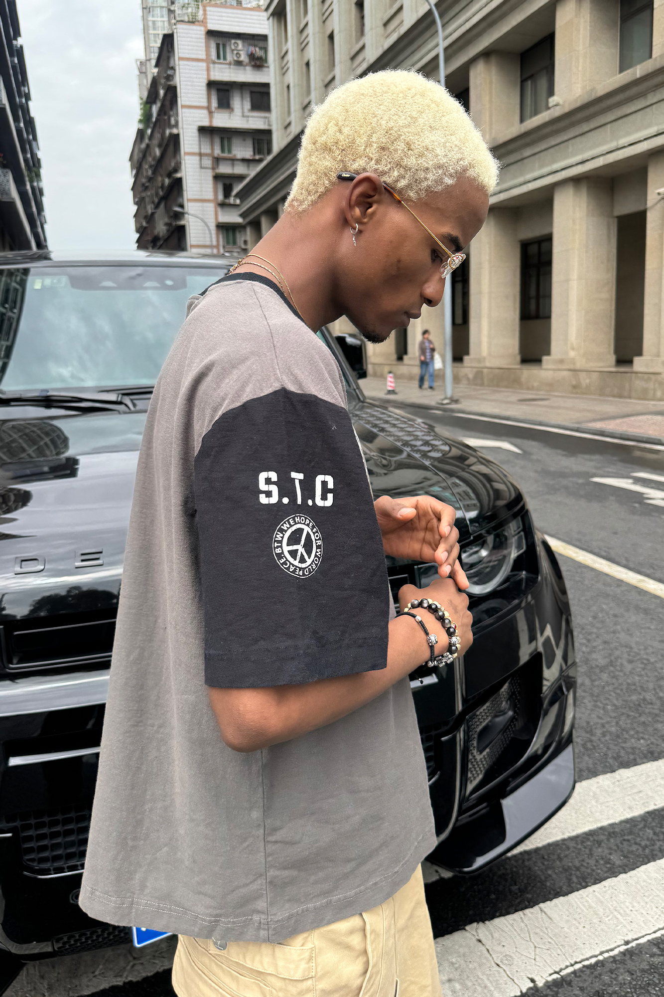 STEEPC Contrast Spliced Slogan T-Shirt, premium urban and streetwear designers apparel on PROJECTISR.com, STEEPC