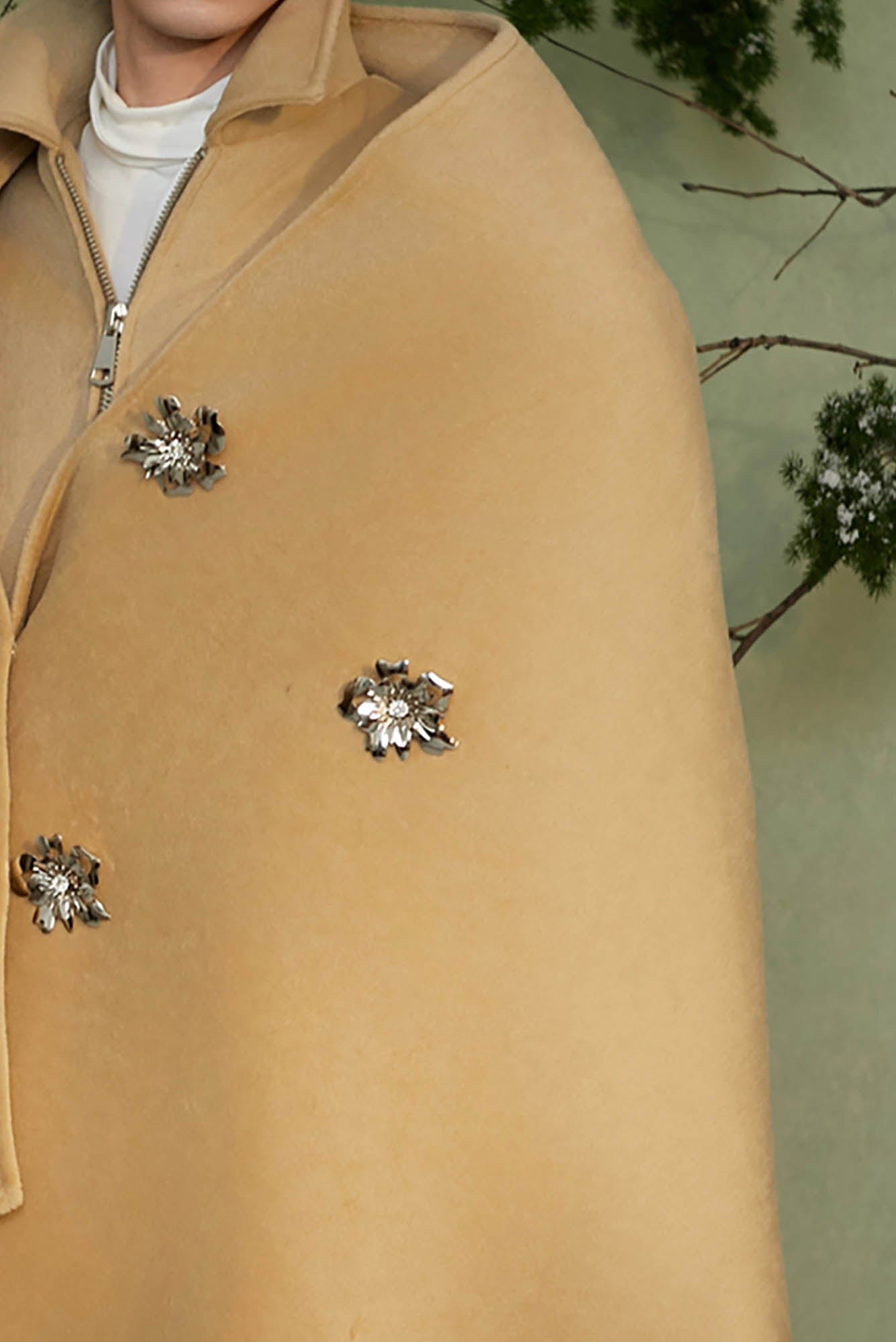 JIECHI Metallic-Flower Layered Cape Jacket, premium urban and streetwear designers apparel on PROJECTISR.com, JIECHI