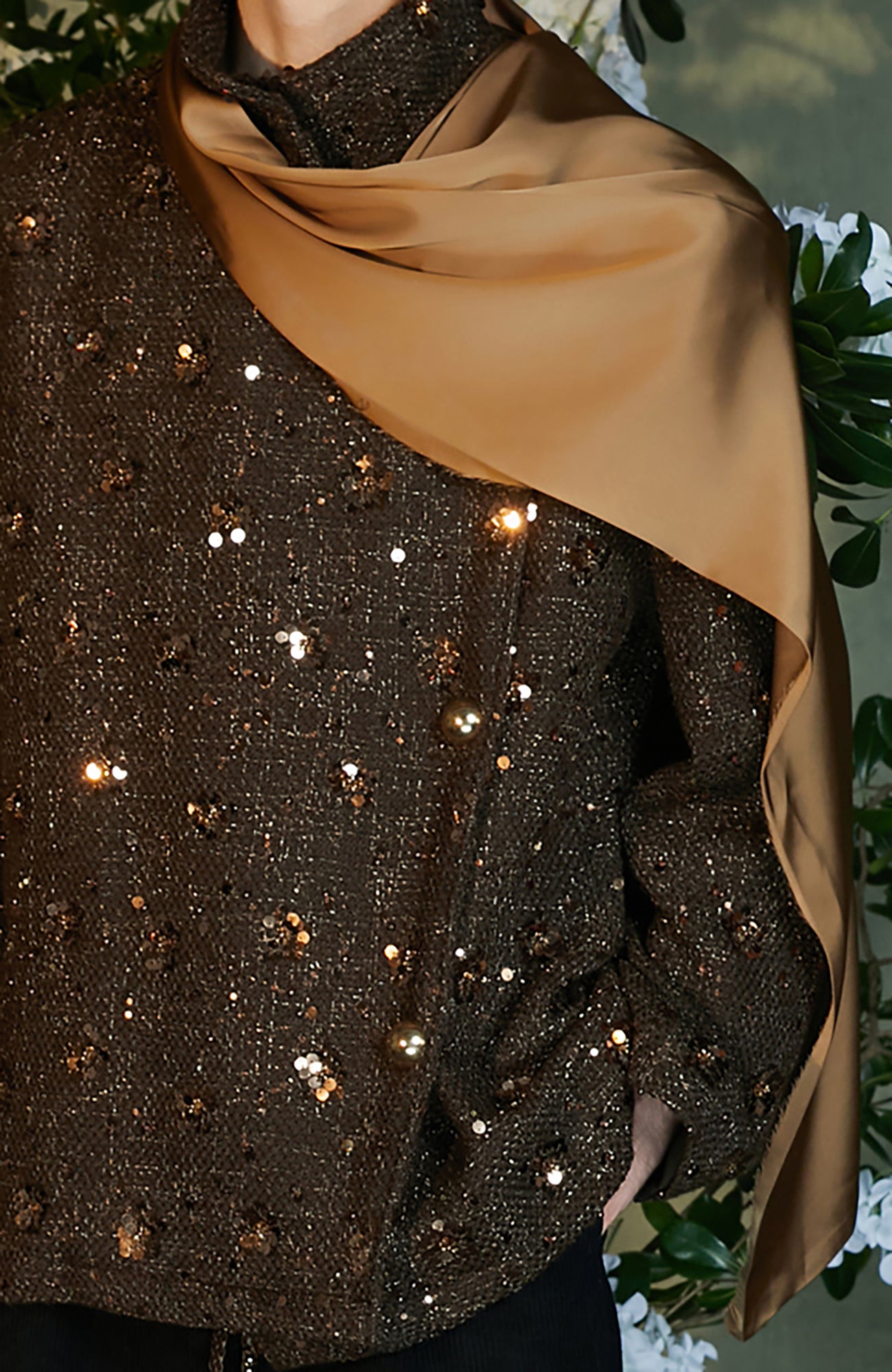 JIECHI Sequin Embroidered Satin Shawl Blazer