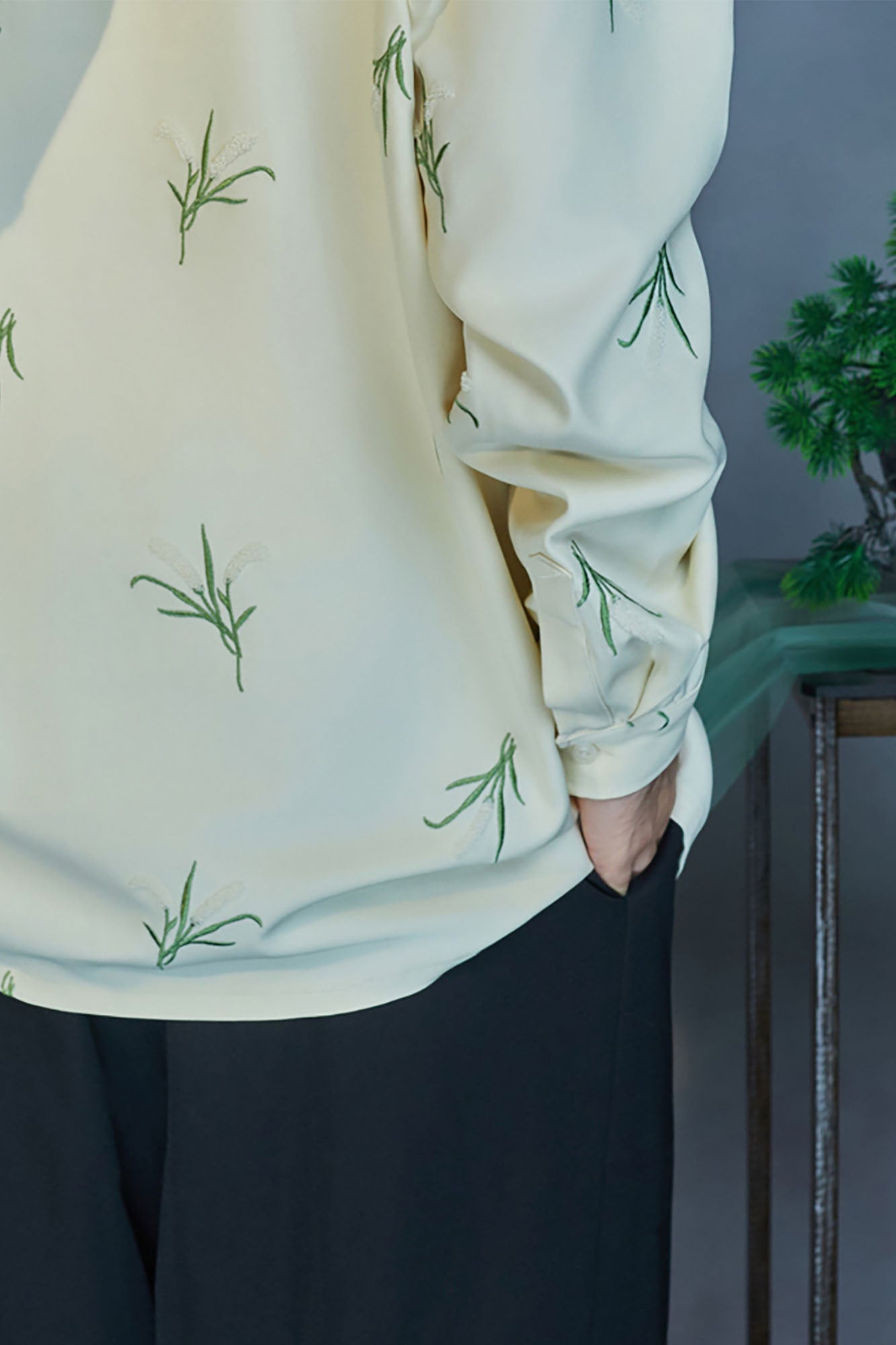 JIECHI Botanic Embroidery Bow Back Shirt, premium urban and streetwear designers apparel on PROJECTISR.com, JIECHI