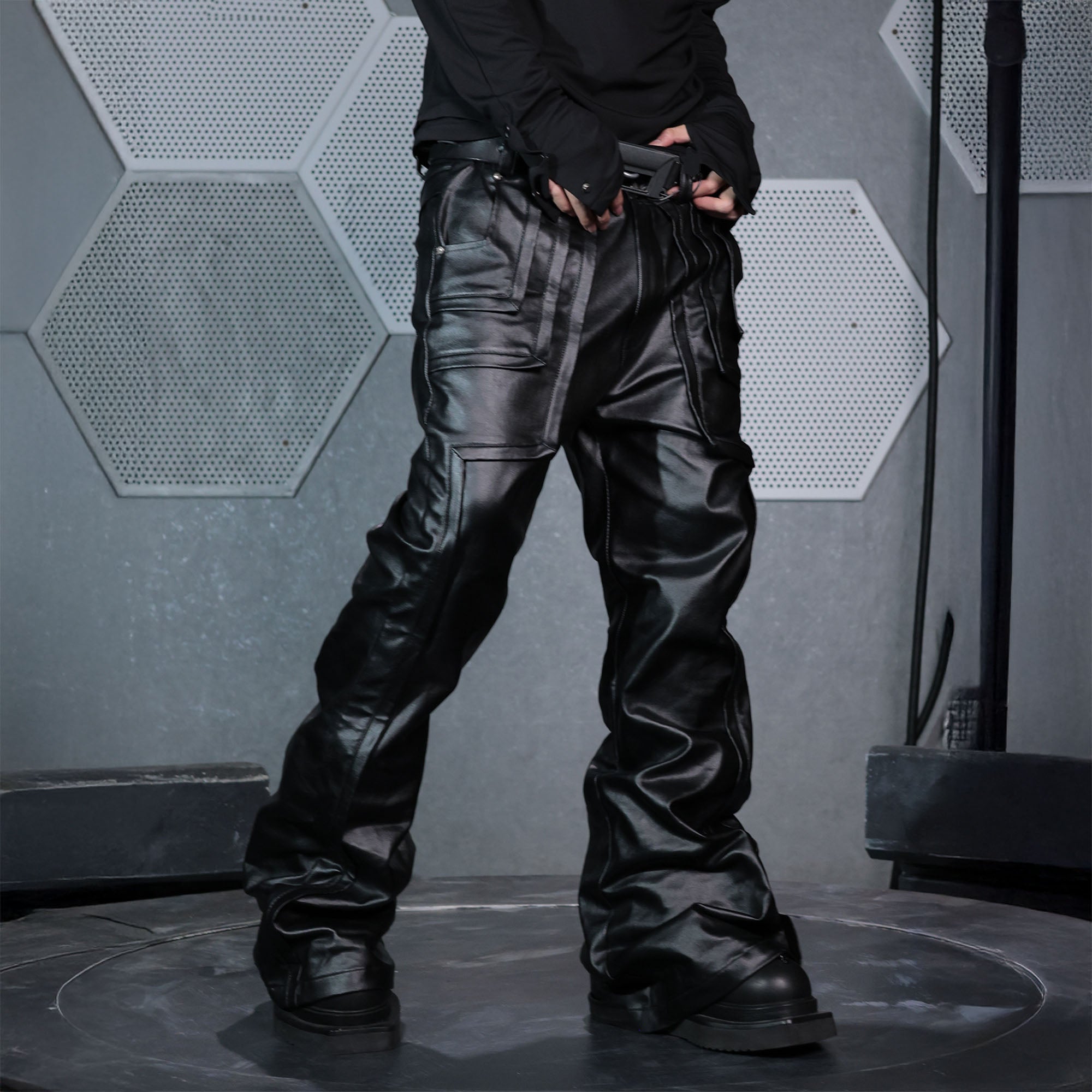 SSIN7 Waxed Paneled Flared Jeans