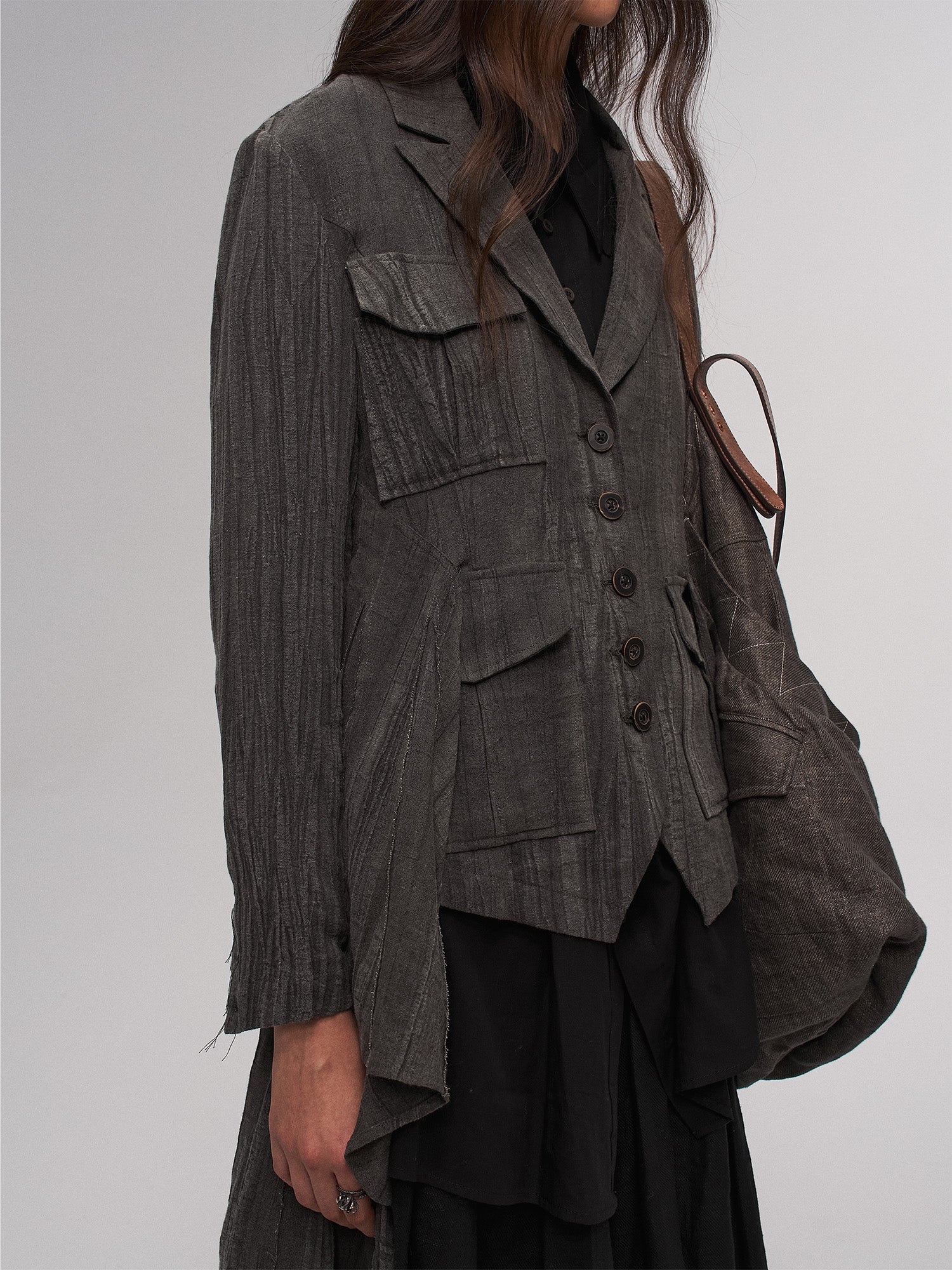 ILNya Nieternite Nifutur Distressed Draped Cotton-Linen Jacket