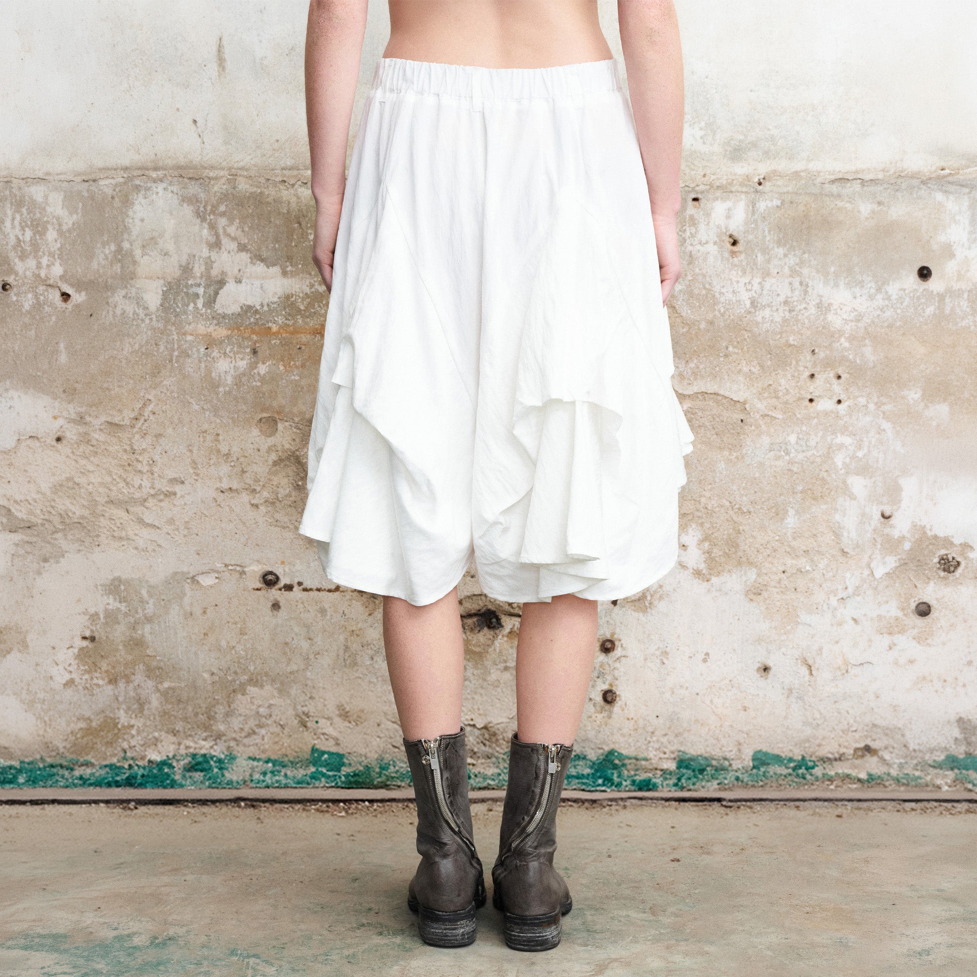 ILNya Nieternite Nifutur Layered Asymmetrical Skort Shorts White, premium urban and streetwear designers apparel on PROJECTISR.com, ILNya Nieternite Nifutur