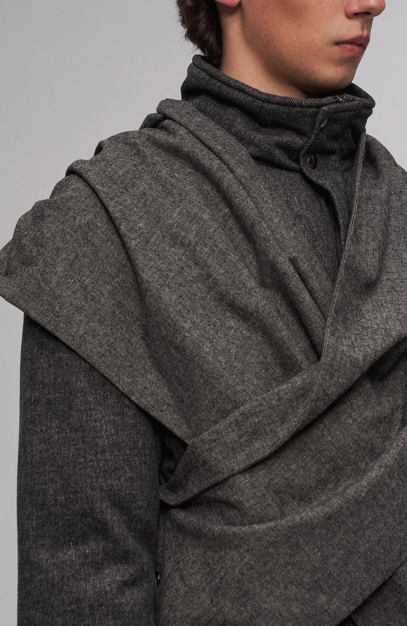 ILNya Nieternite Nifutur Wrapped Scarf 3M Overcoat