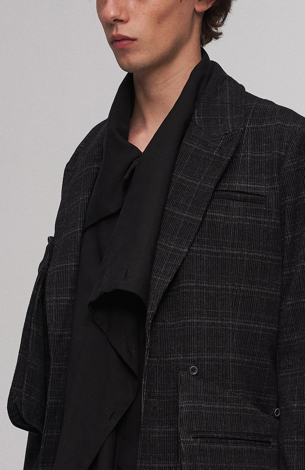 ILNya Nieternite Nifutur Deconstructed Detachable Plaid Blazer