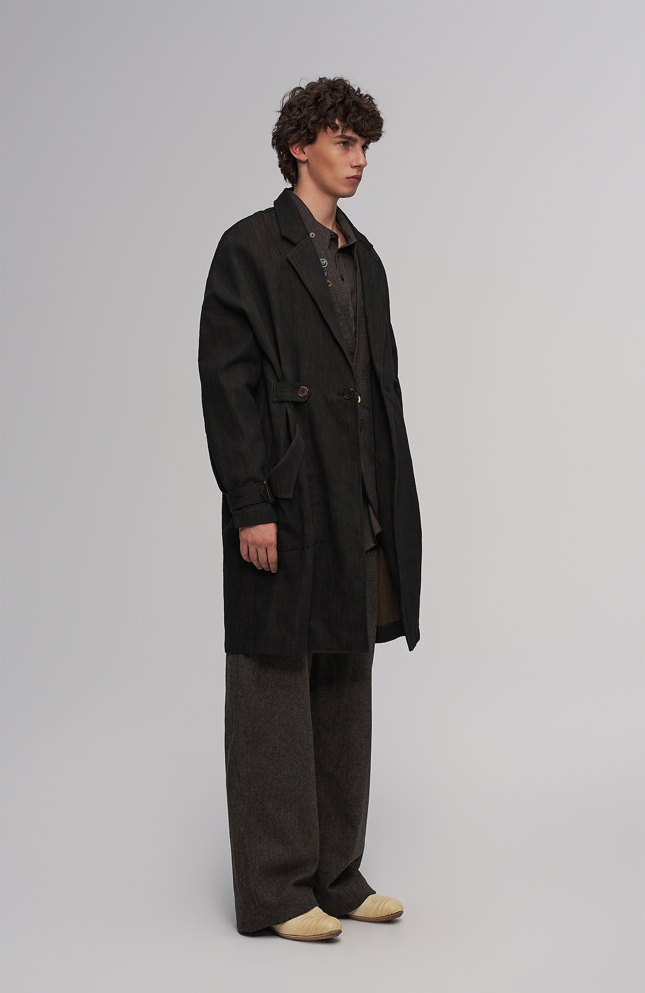 ILNya Nieternite Nifutur Knotted Cape-Back Linen-Blend Trench, premium urban and streetwear designers apparel on PROJECTISR.com, ILNya Nieternite Nifutur
