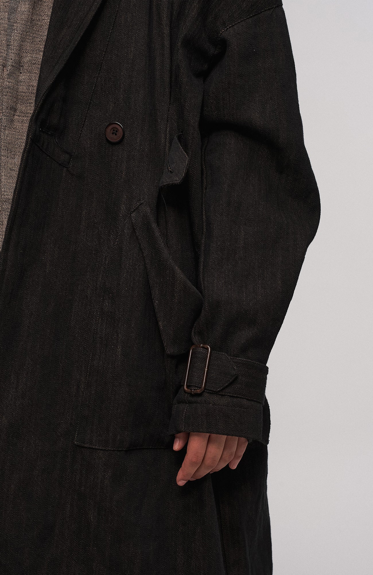 ILNya Nieternite Nifutur Knotted Cape-Back Linen-Blend Trench, premium urban and streetwear designers apparel on PROJECTISR.com, ILNya Nieternite Nifutur