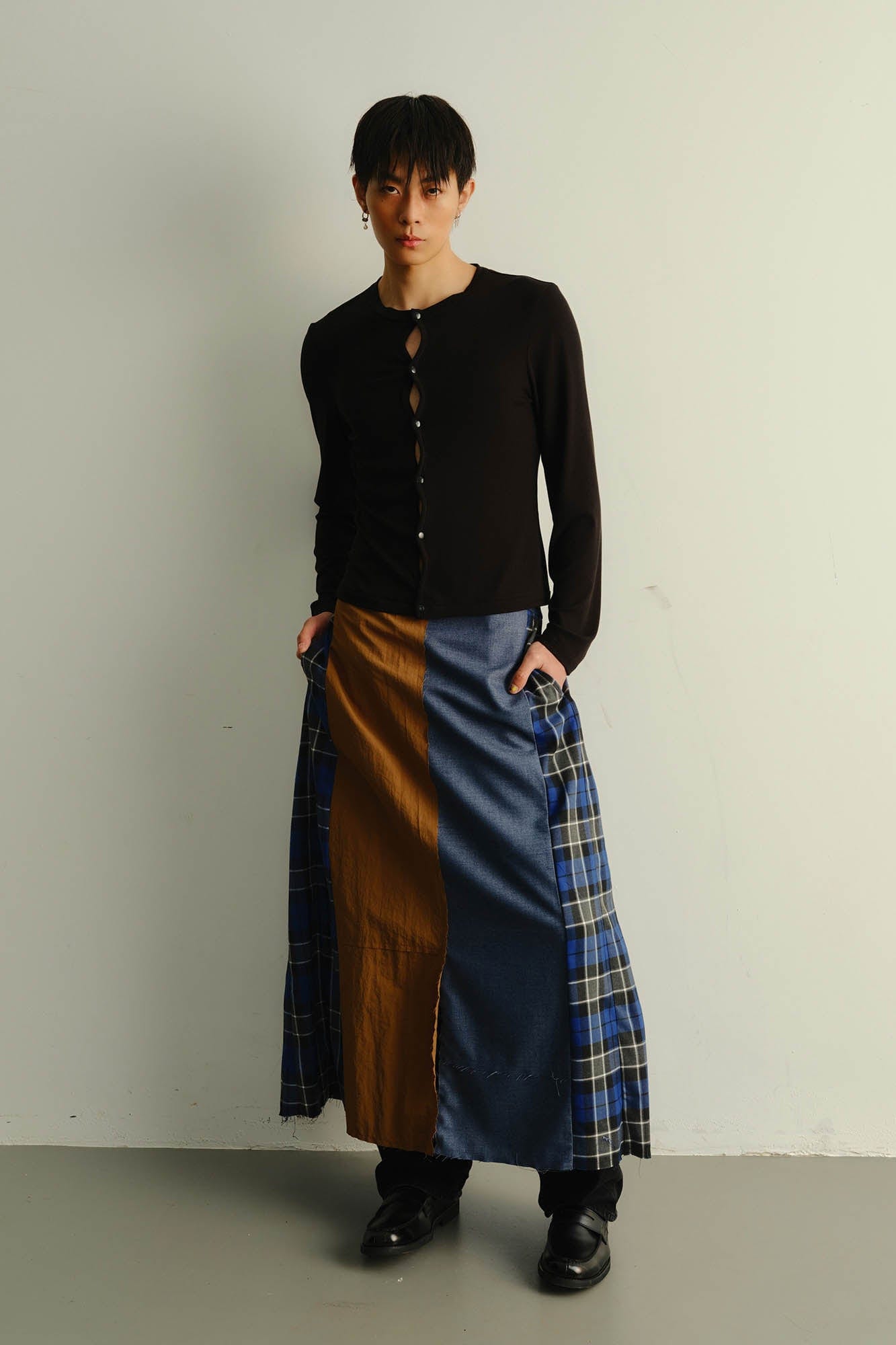 KADAKADA Cut-Out Loop Button Fitted Cardigan