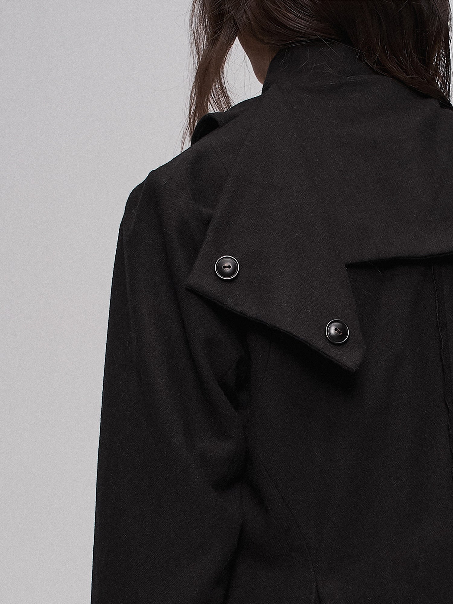 ILNya Nieternite Nifutur Layered Ruffle Wool-Blend Scarf-Wrap Coat