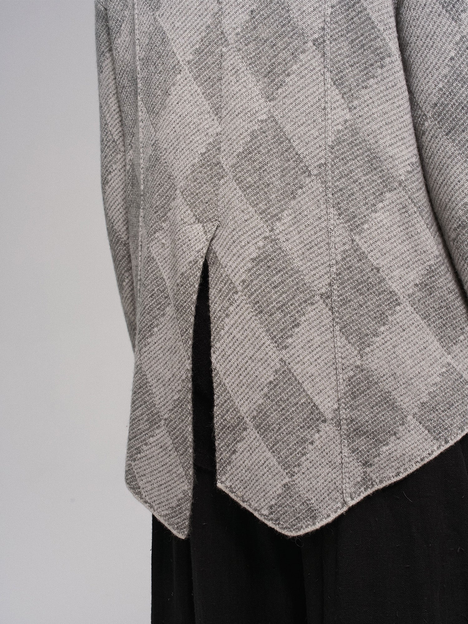 ILNya Nieternite Nifutur Wool-Blend Argyle Jacquard Cardigan Gray
