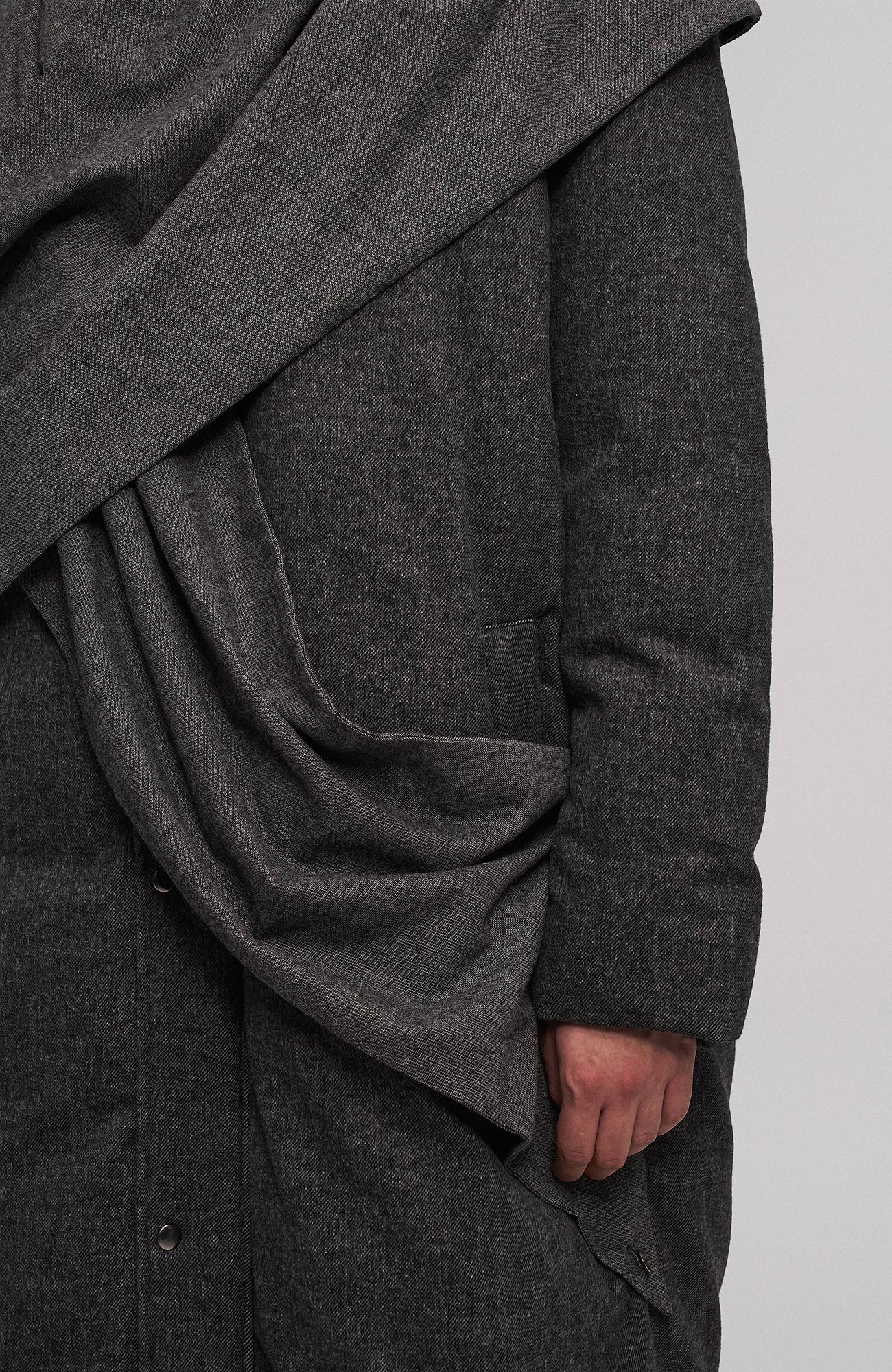 ILNya Nieternite Nifutur Wrapped Scarf 3M Overcoat