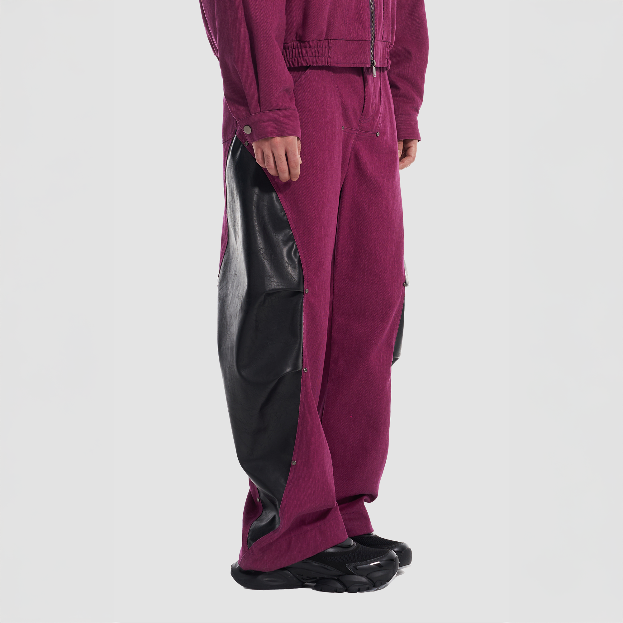 VANN VALRENCE Faux Leather-Paneled Barrel Jeans