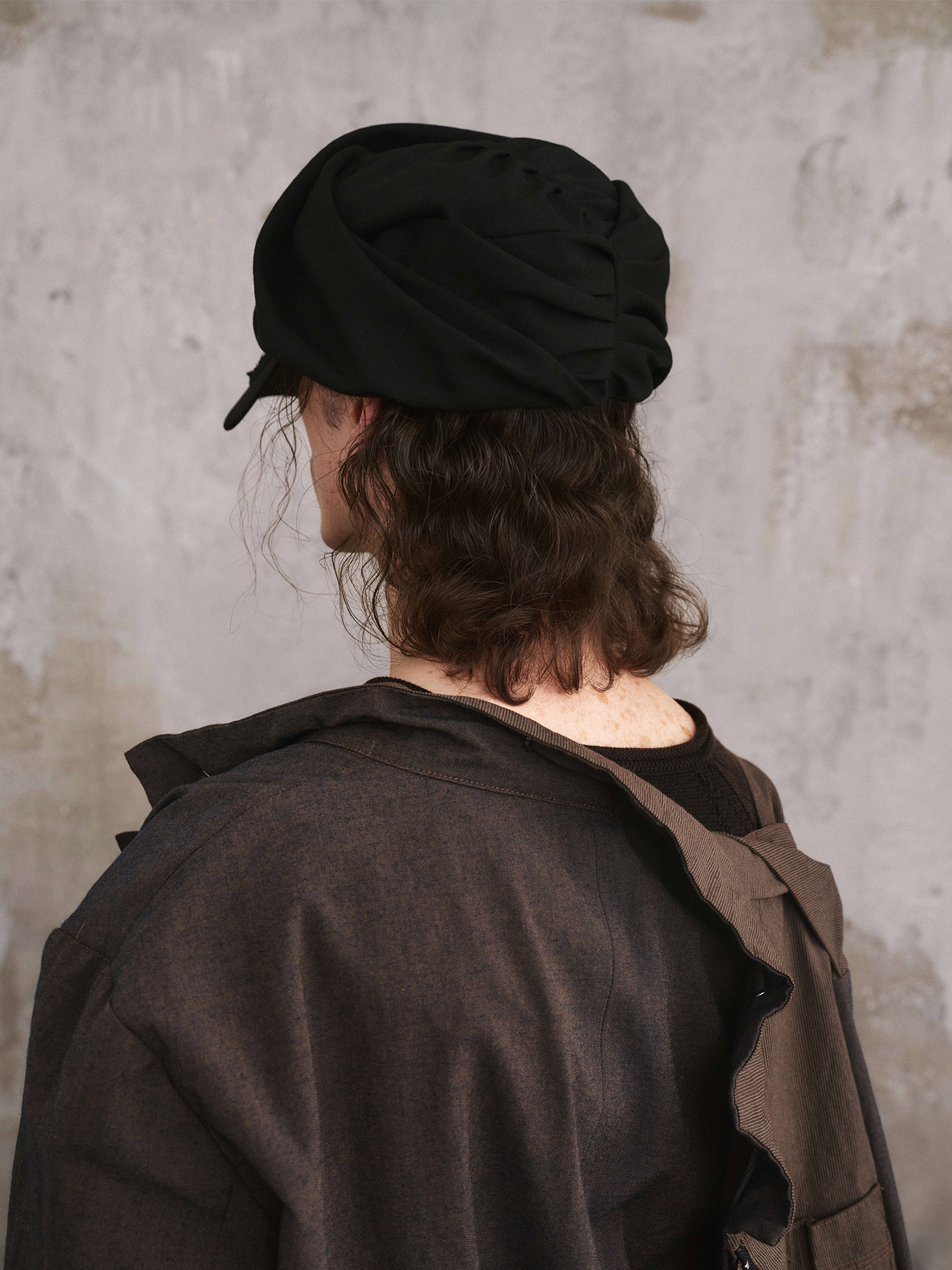 ILNya Nieternite Nifutur Ruched Newsboy Cap