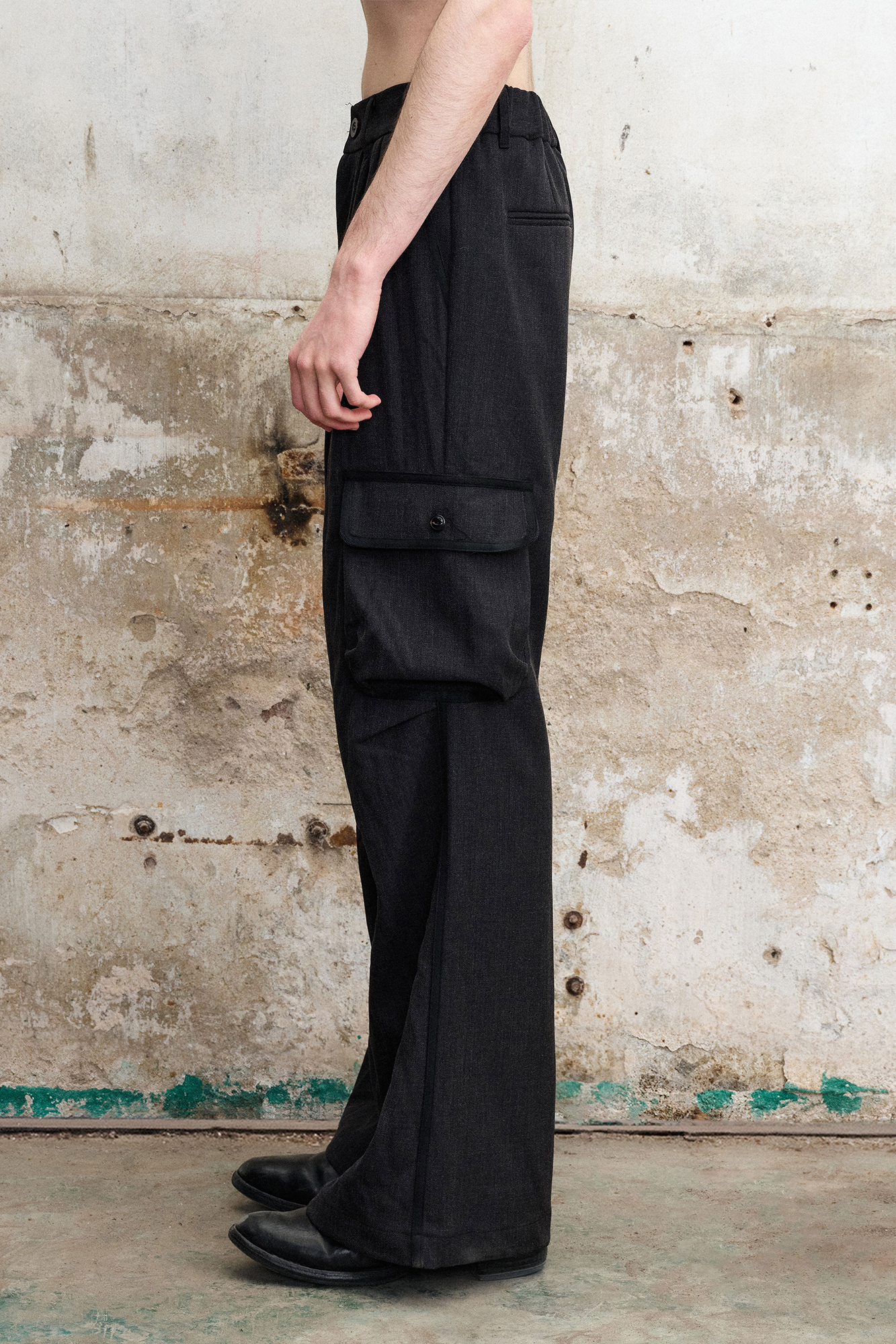 ILNya Nieternite Nifutur Pleated Cargo Flare Pants, premium urban and streetwear designers apparel on PROJECTISR.com, ILNya Nieternite Nifutur