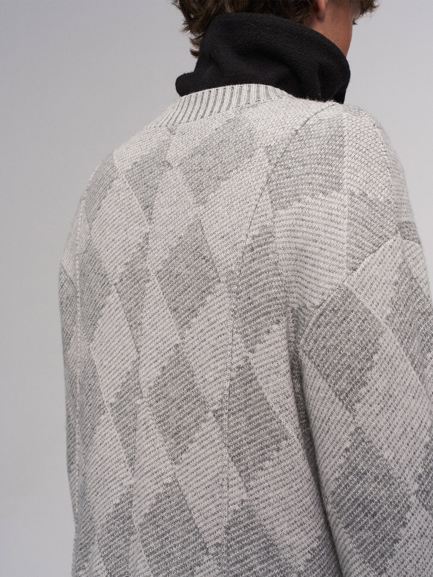 ILNya Nieternite Nifutur Wool-Blend Argyle Jacquard Cardigan Gray