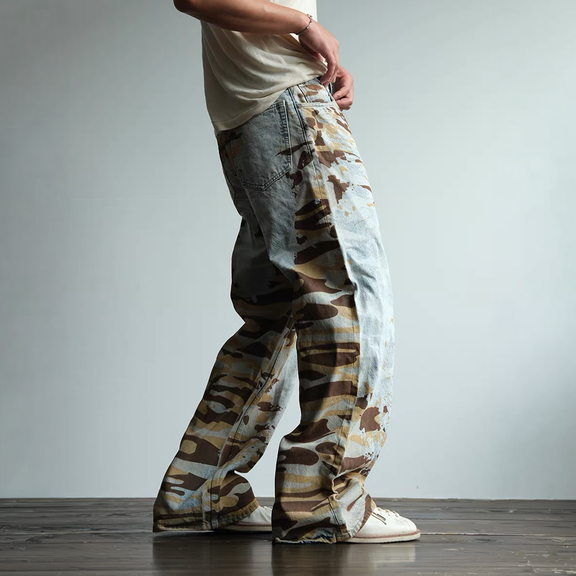 NEIGBORL Retro Washed Camo Jeans