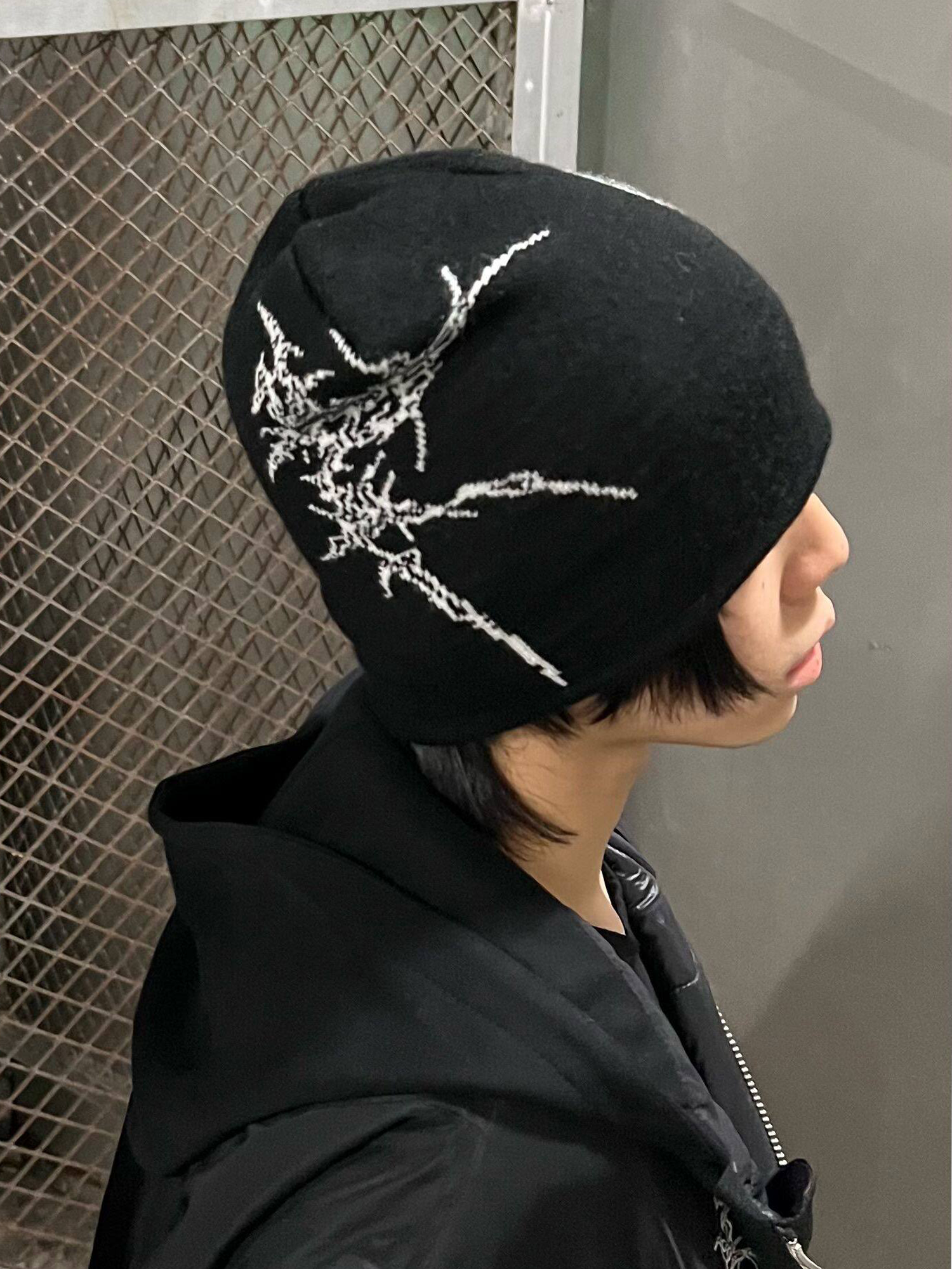 REBEL WAVE Bone Graphic Beanie