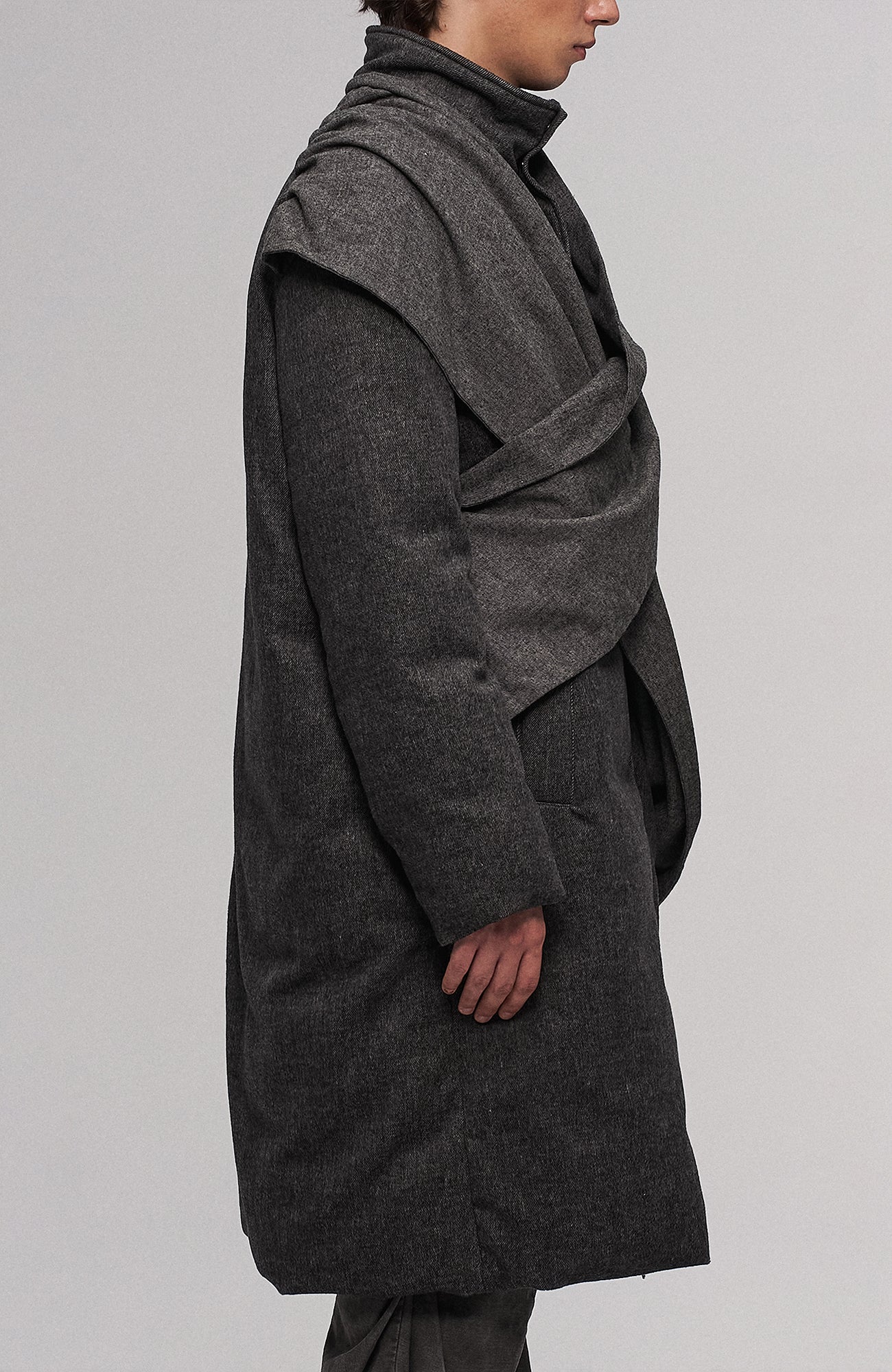 ILNya Nieternite Nifutur Wrapped Scarf 3M Overcoat