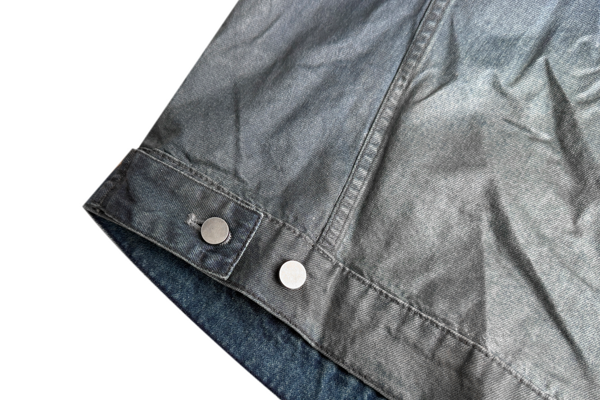 CINDER VEIN Brush-Paint Washed Distressed Denim Jacket