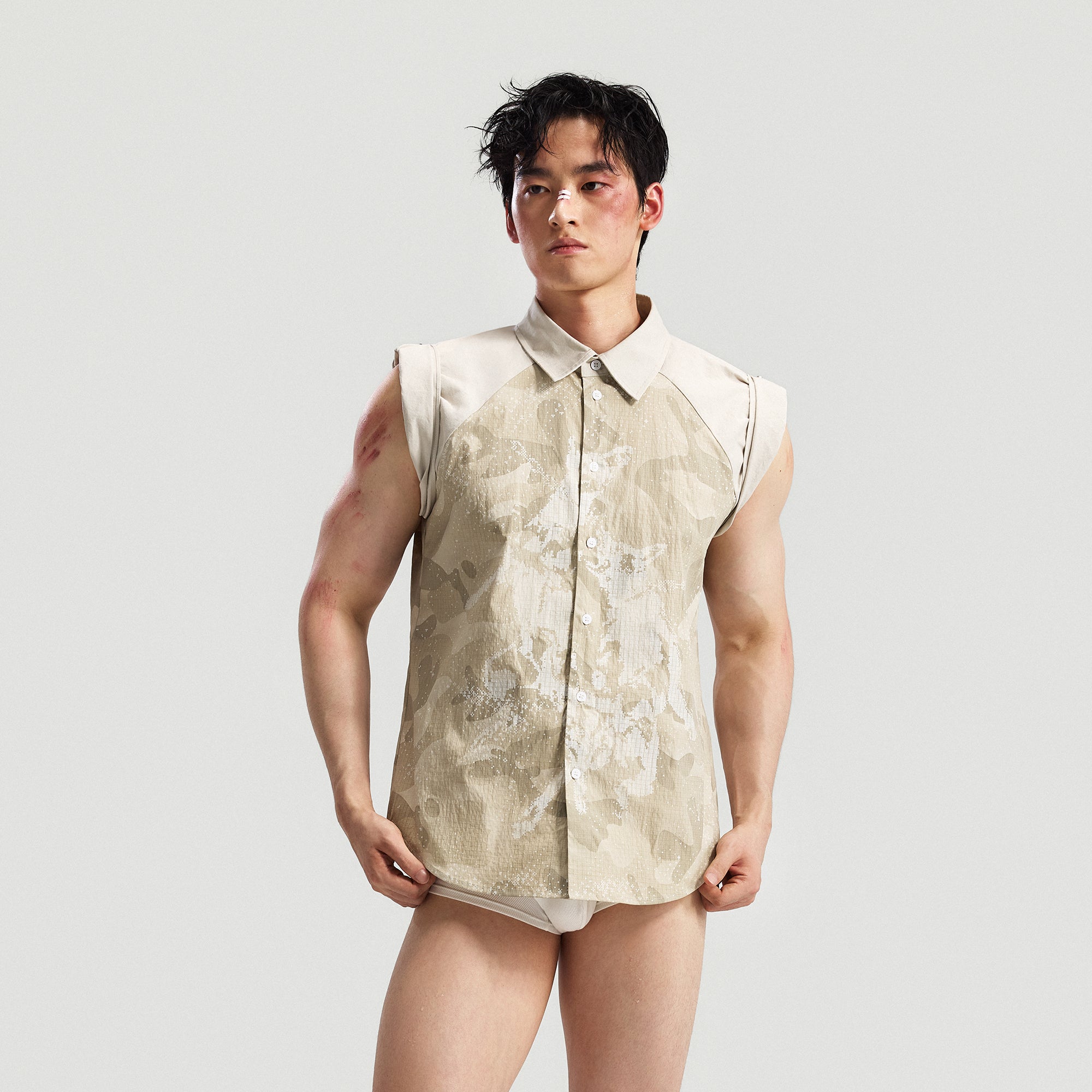 INTERRUPT Camo Graphic Sleeveless Studded Raglan Shirt