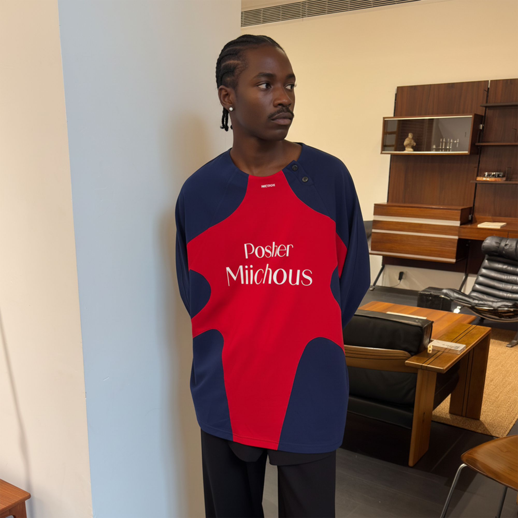 MIICHOUS Contrast Raglan Graphic Long-Sleeve Tee