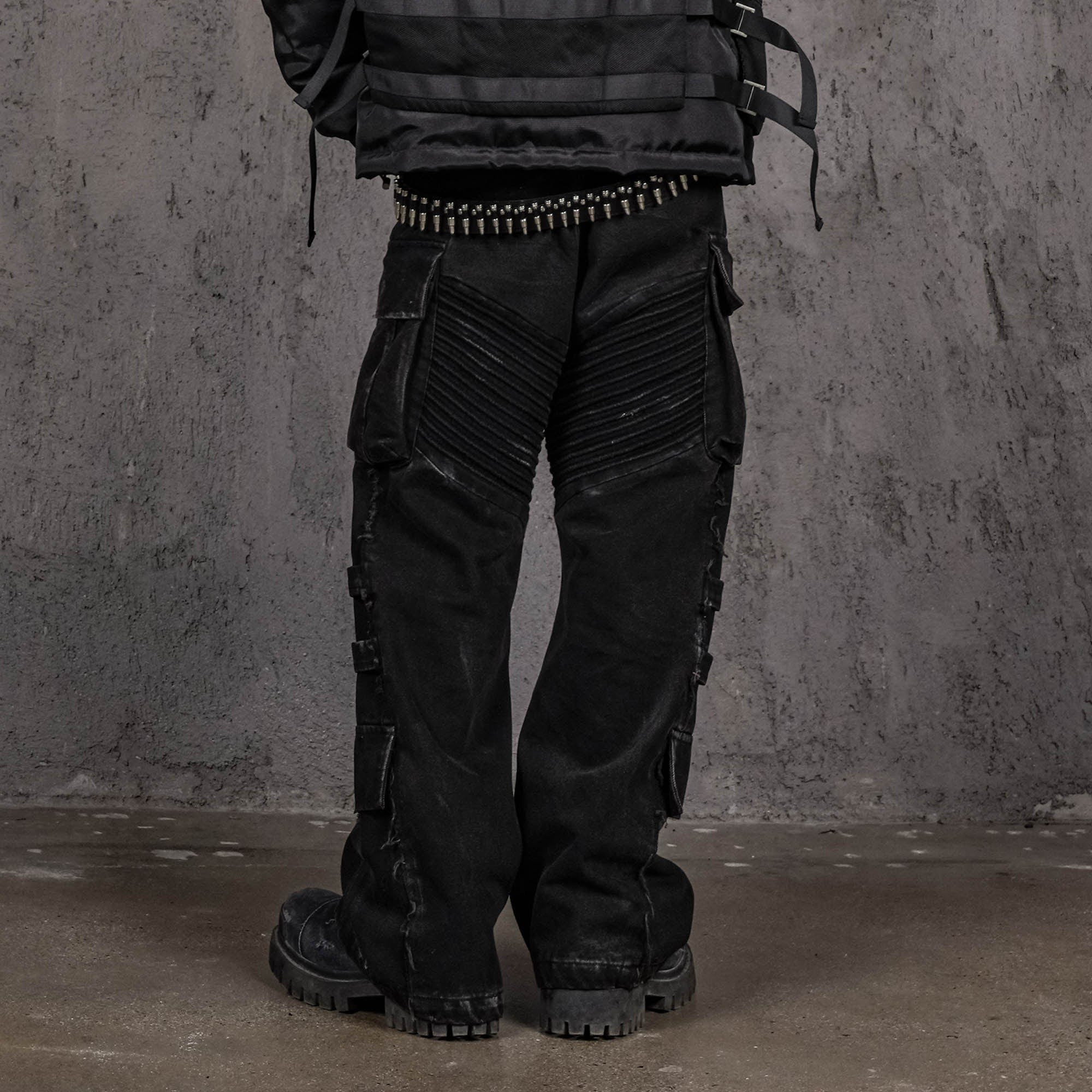 UNDERWATER Deconstructed Distressed Wanderer Multi-Pocket Jeans, premium urban and streetwear designers apparel on PROJECTISR.com, UNDERWATER