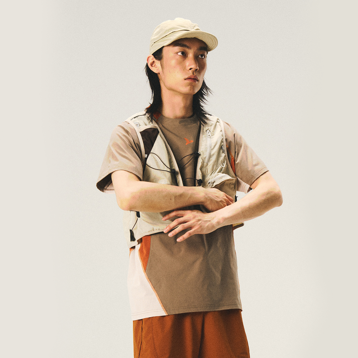 HALCYON Splash-Proof Multi-Pocket Vest