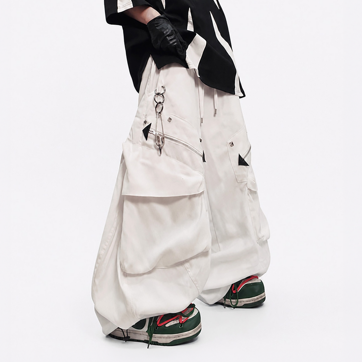 UUCSCC Retro Multi-Pocket Wide-Leg Cargo Pants