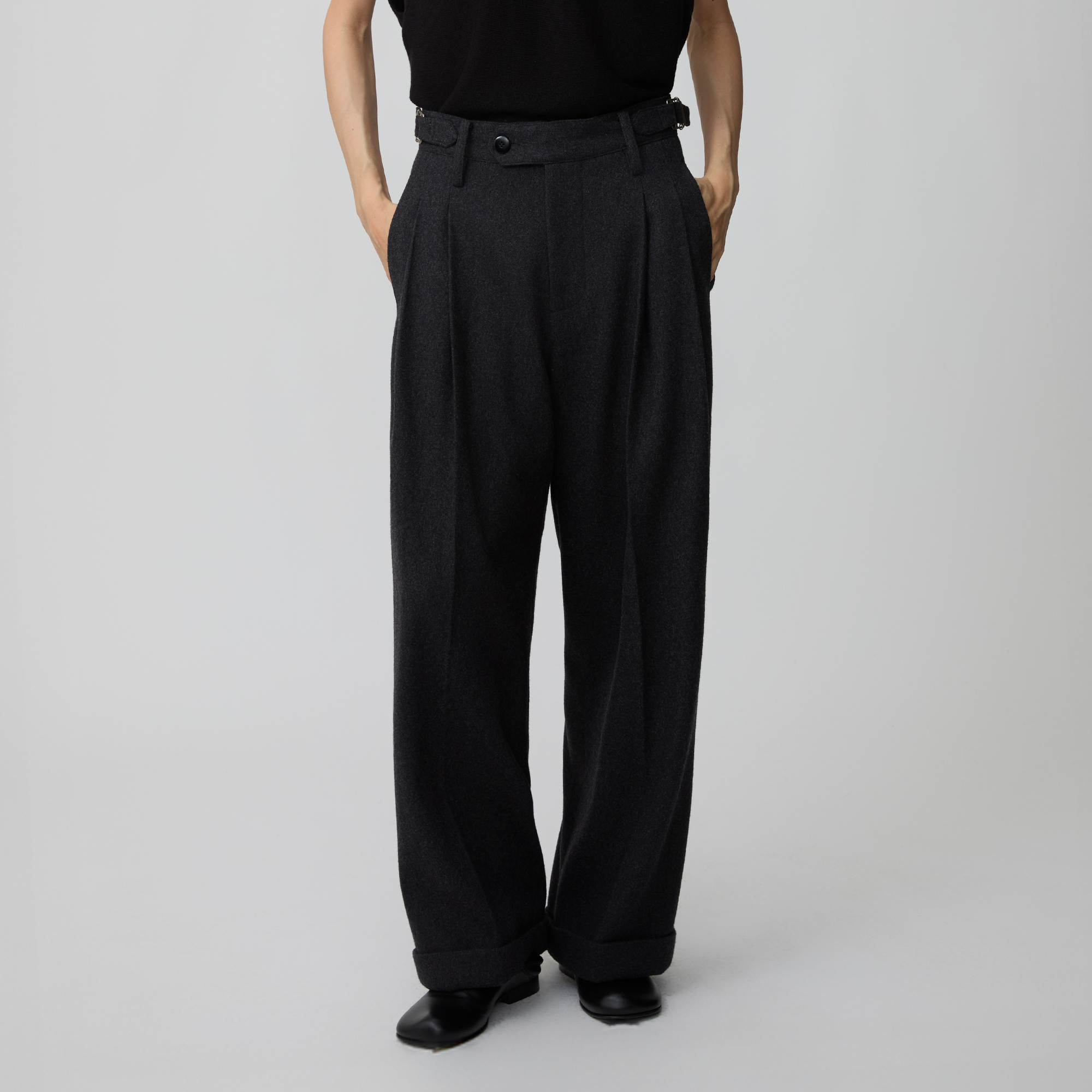 OPICLPOTH Wool-Blend Pleated Barrel Trousers