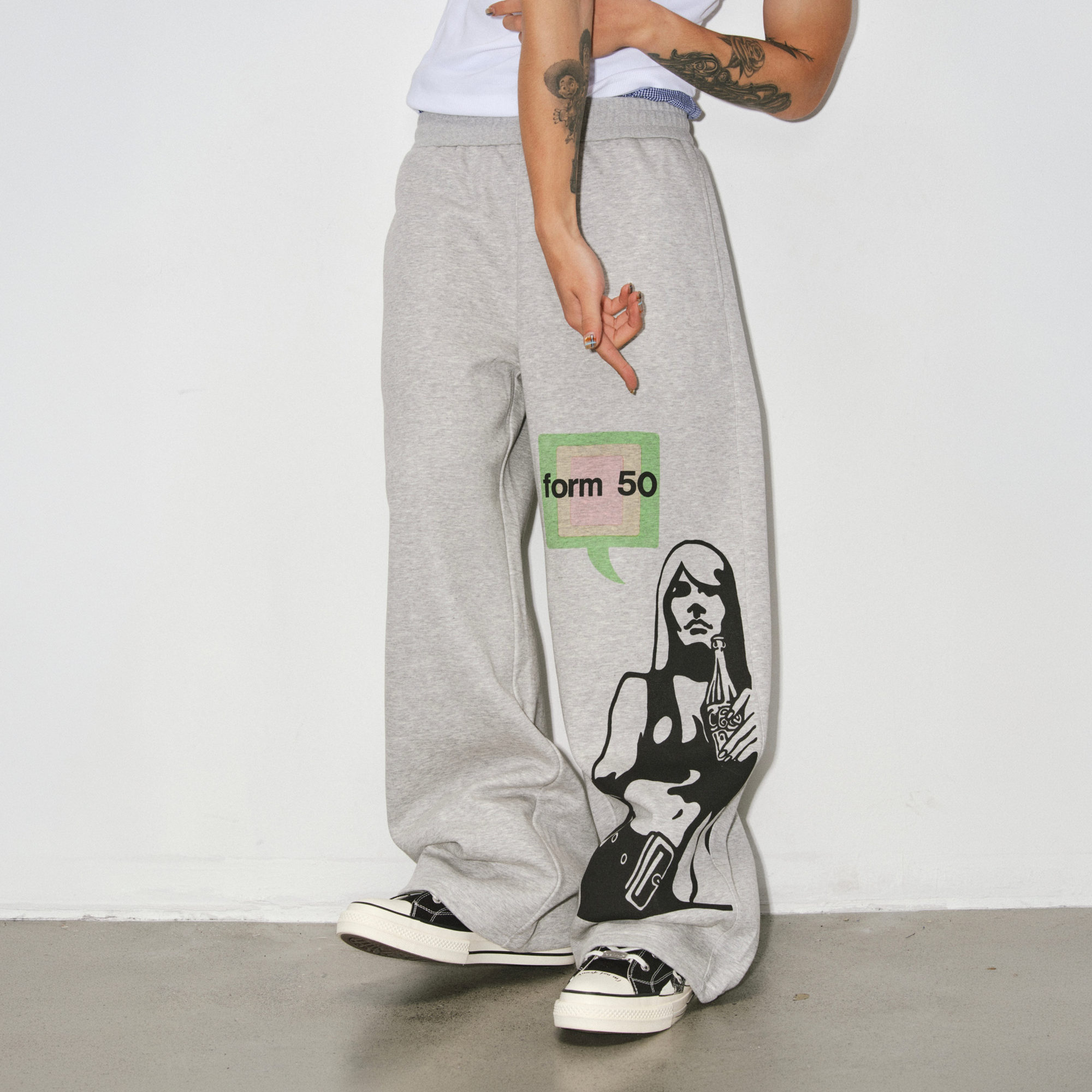 NOVACAM Portrait Graphic Curved Wide-Leg Sweatpants